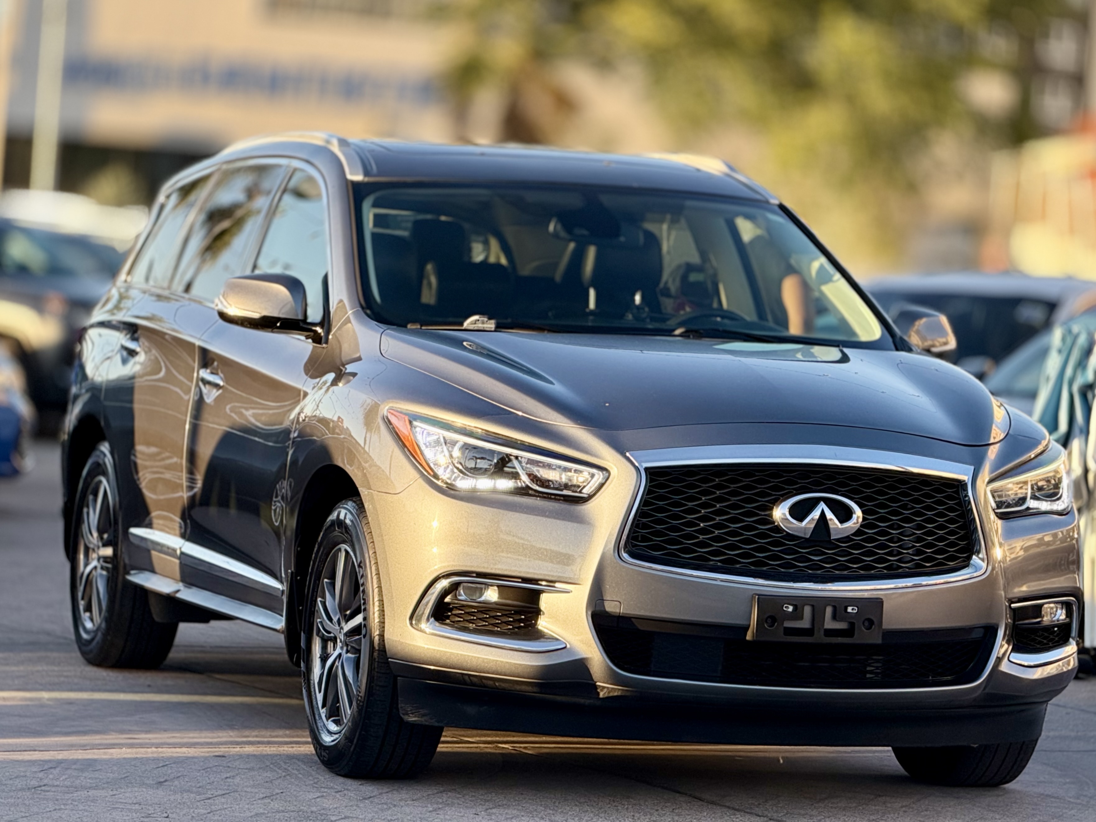 Infiniti QX60 photo 3