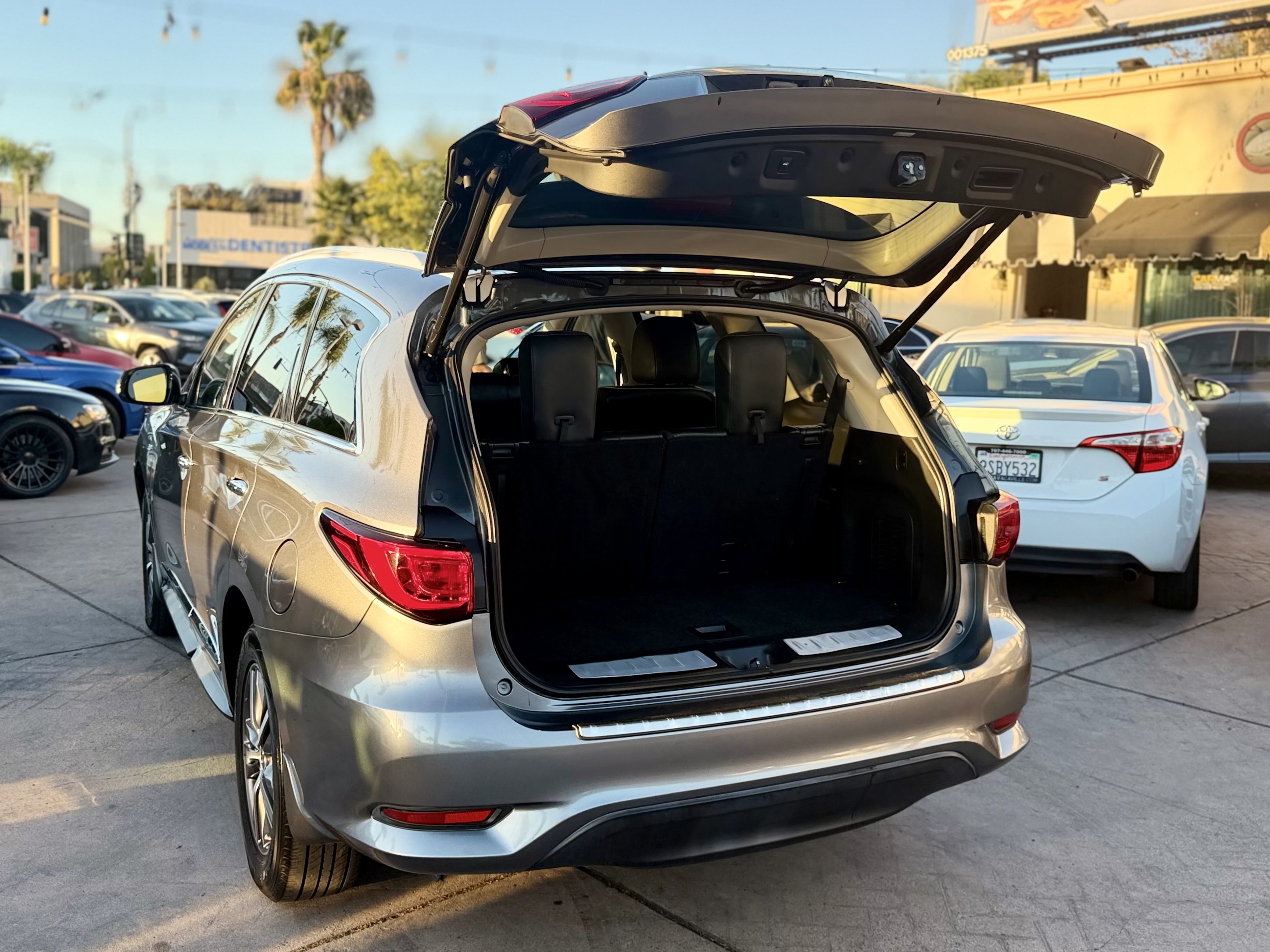 Infiniti QX60 photo 8