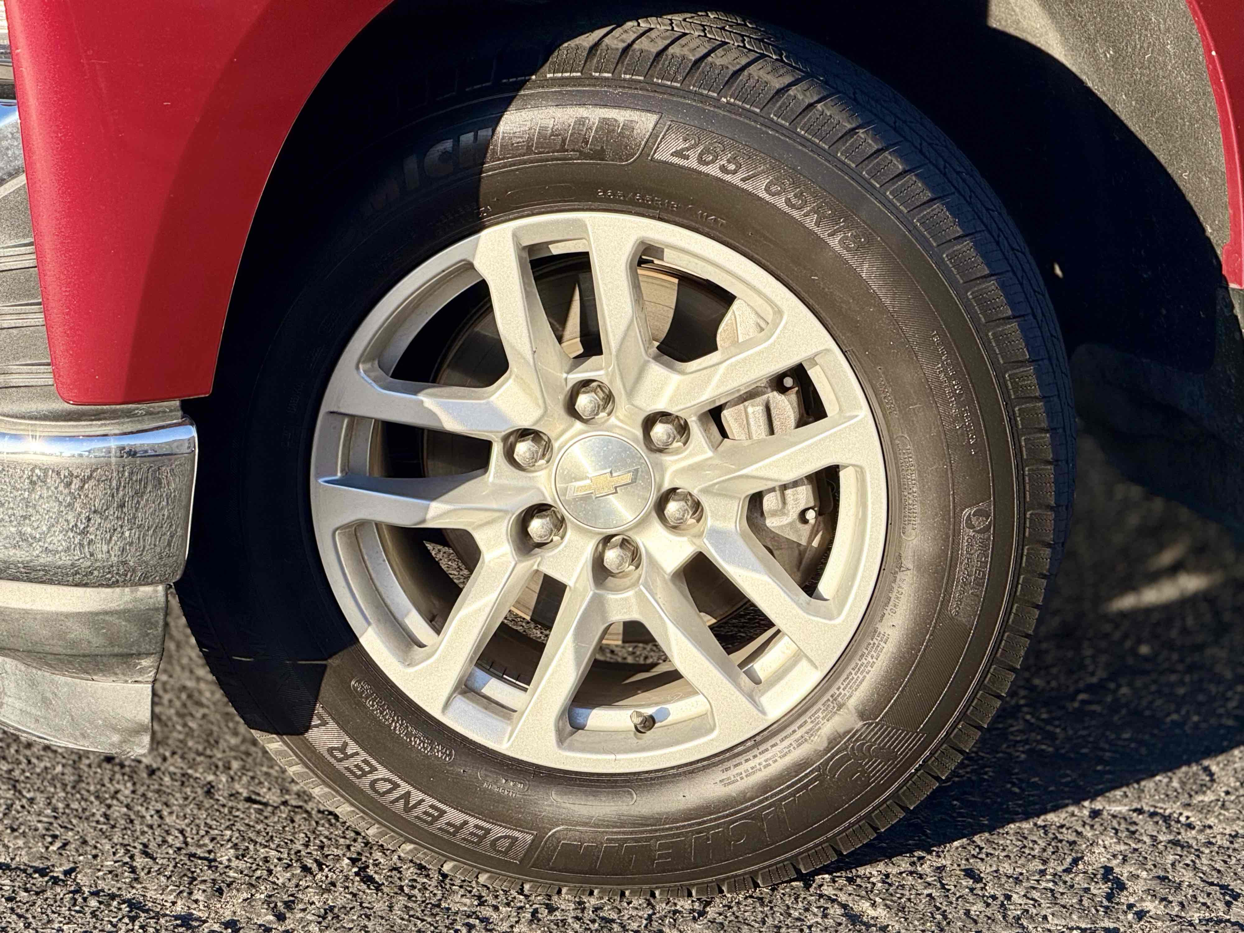 Chevrolet Silverado photo 10