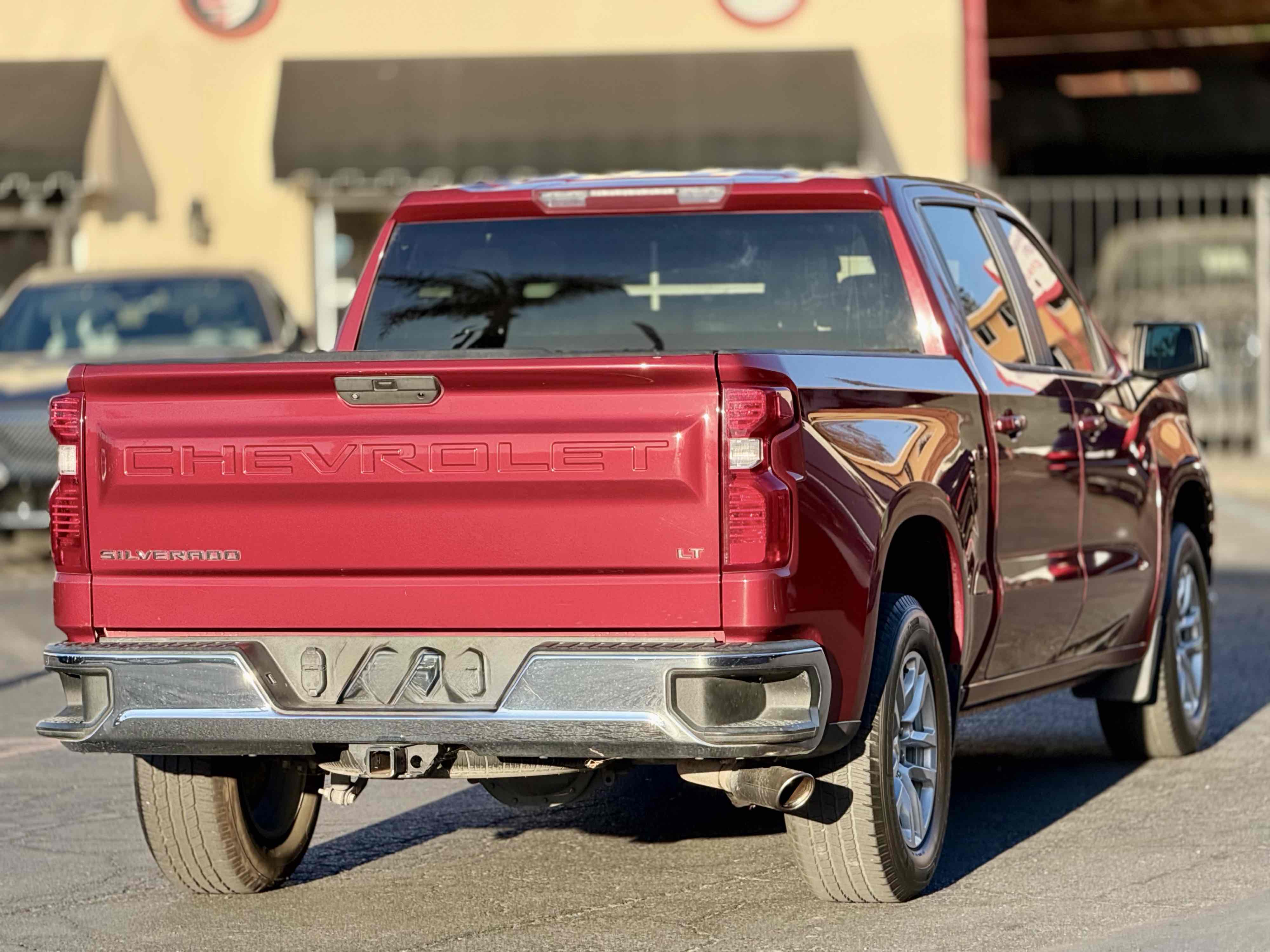 Chevrolet Silverado photo 16