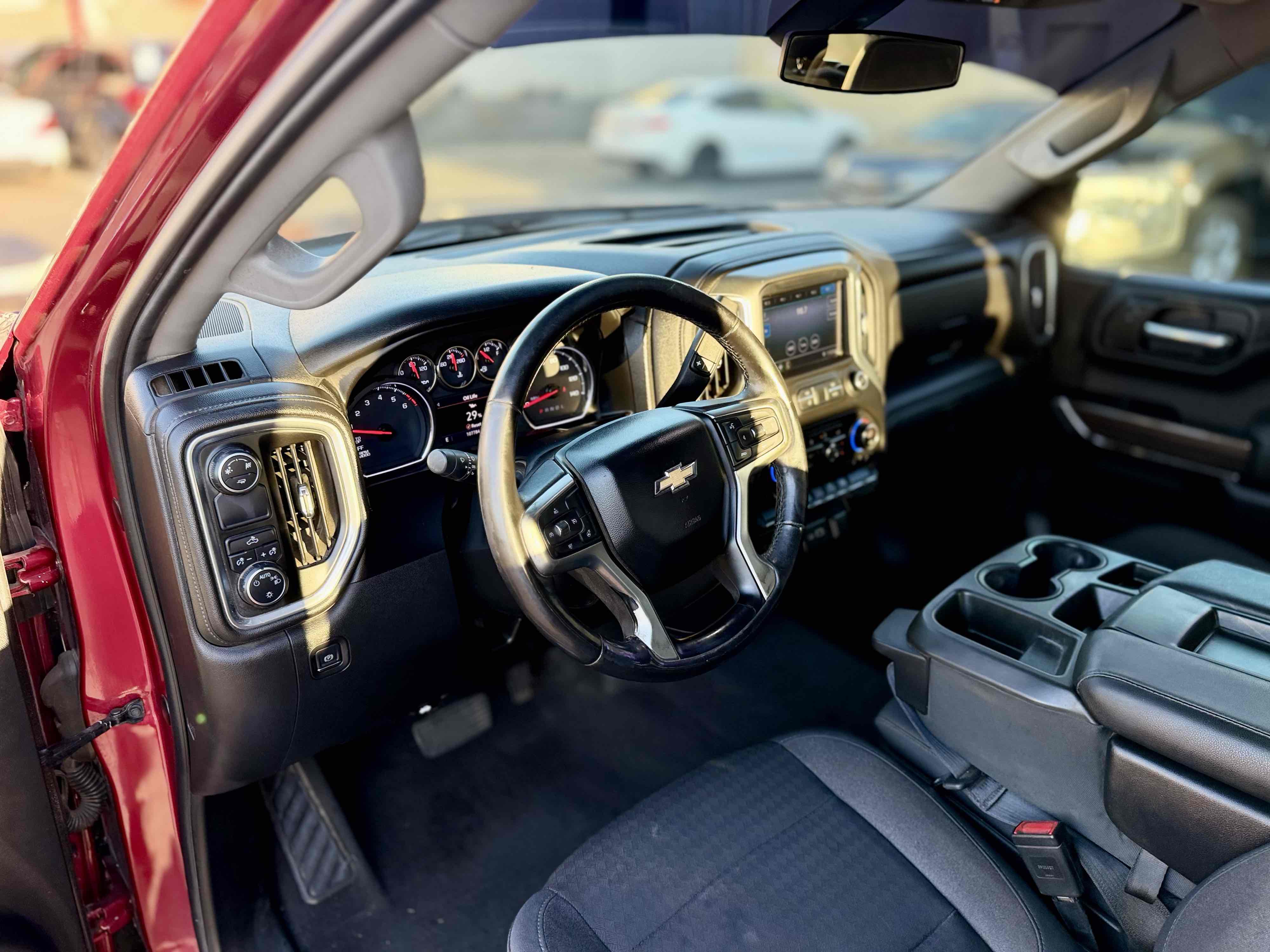 Chevrolet Silverado photo 20