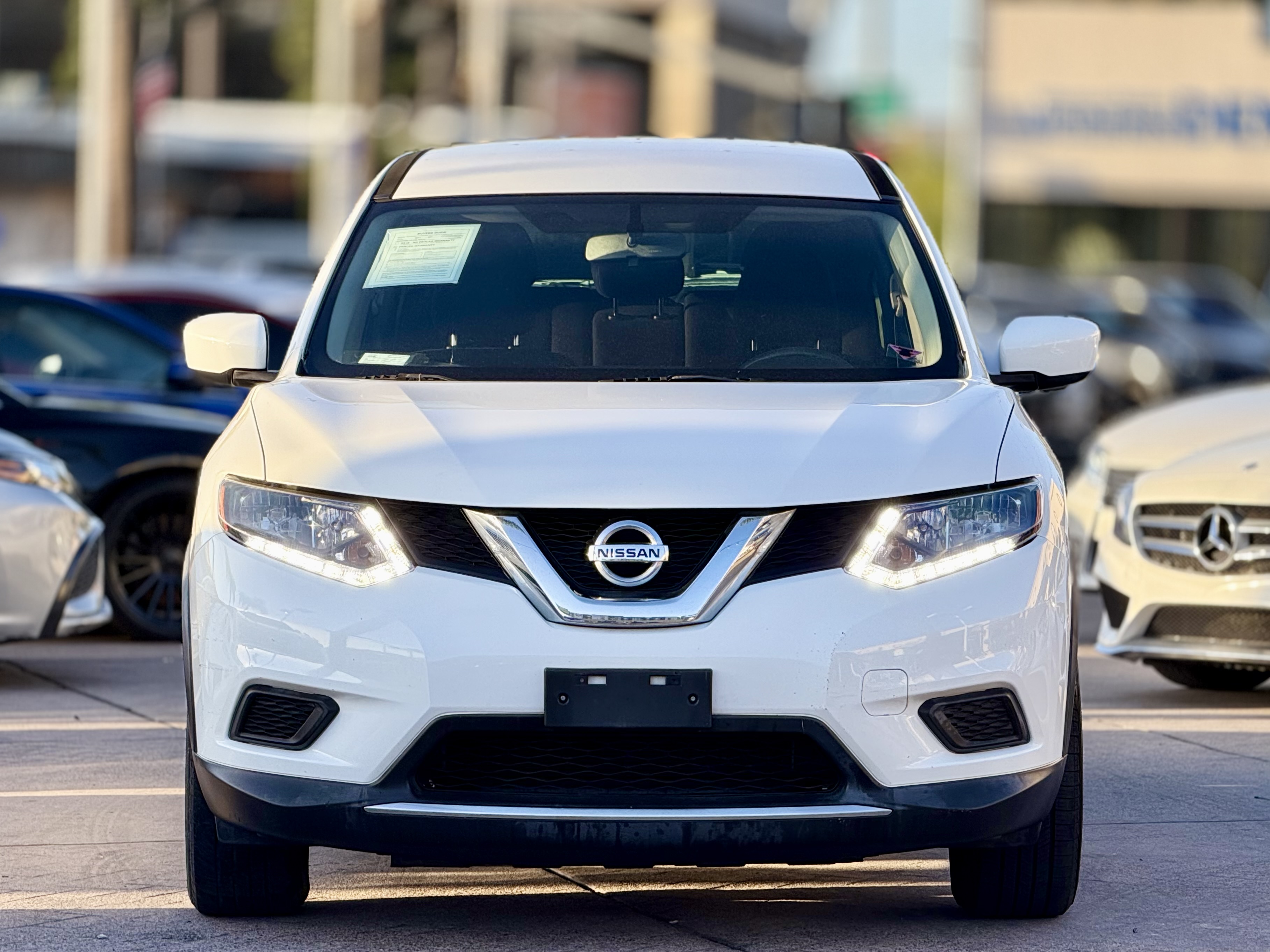 Photo 2 of this Nissan Rogue