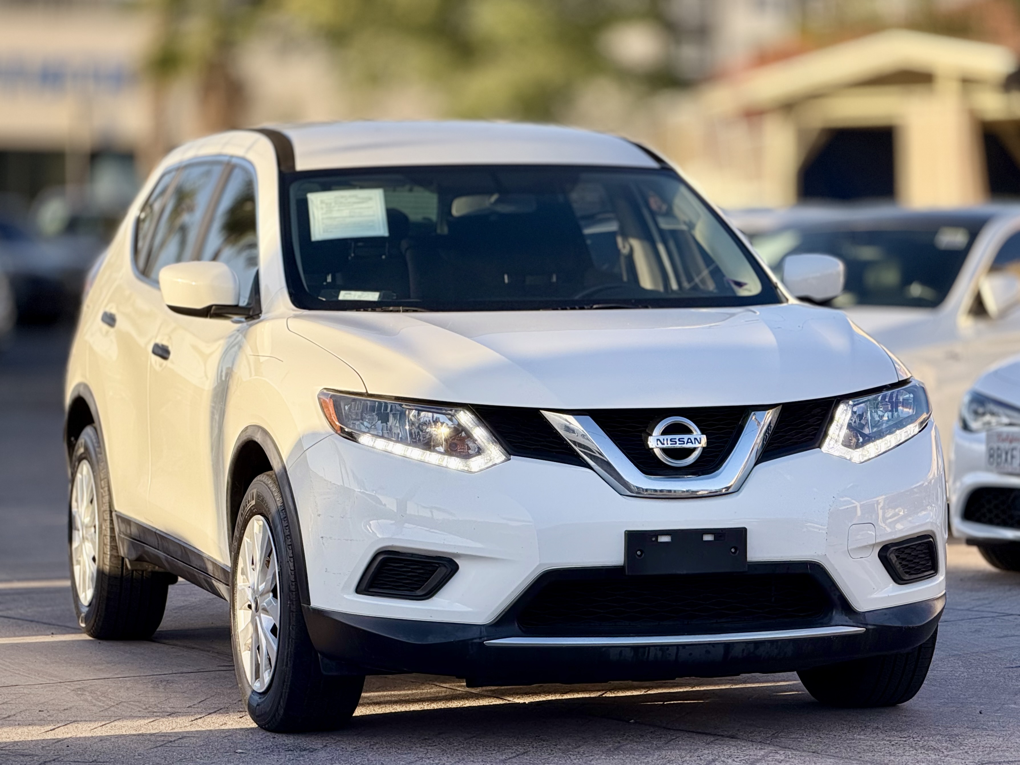 Photo 3 of this Nissan Rogue