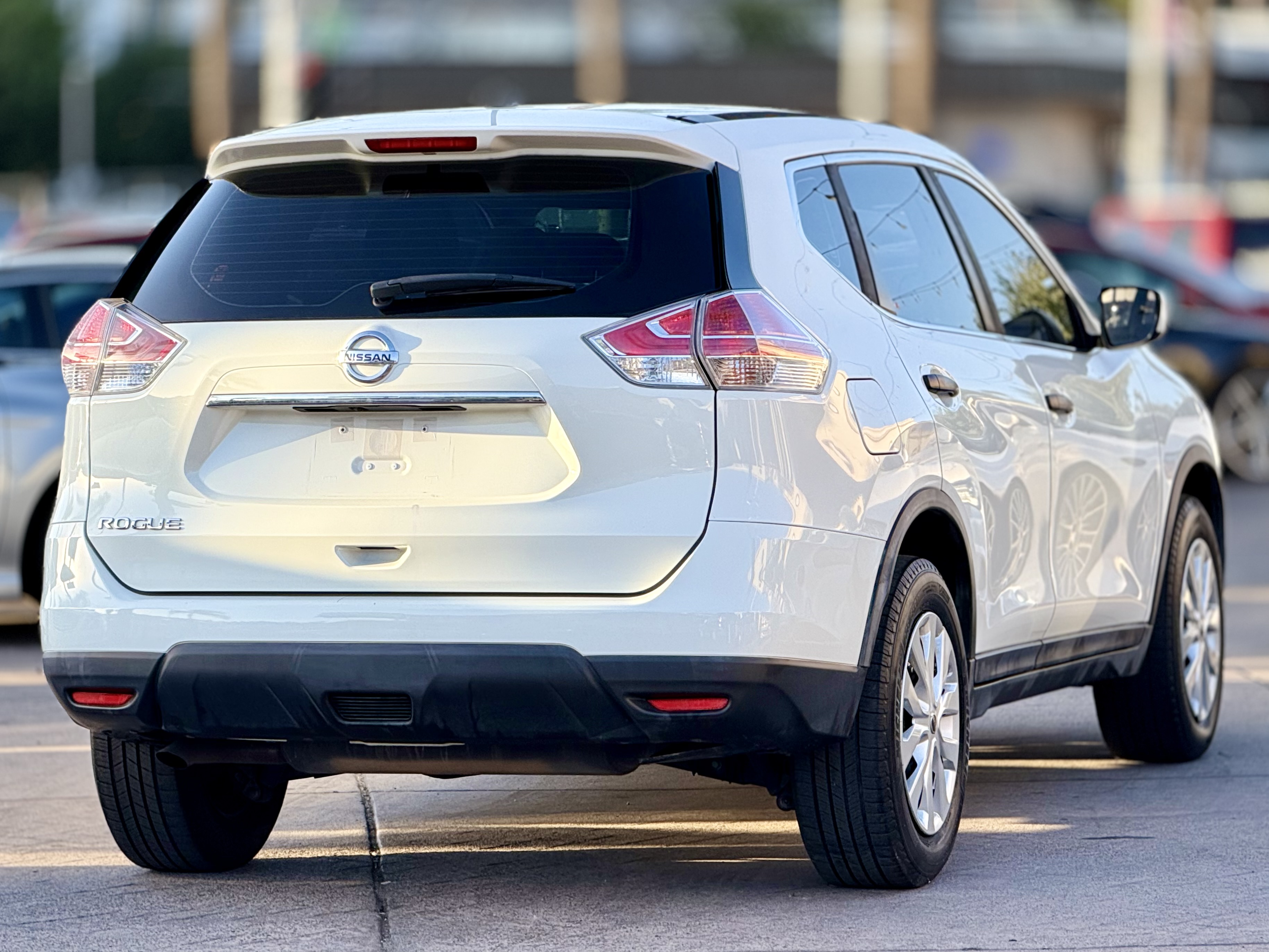 Photo 8 of this Nissan Rogue