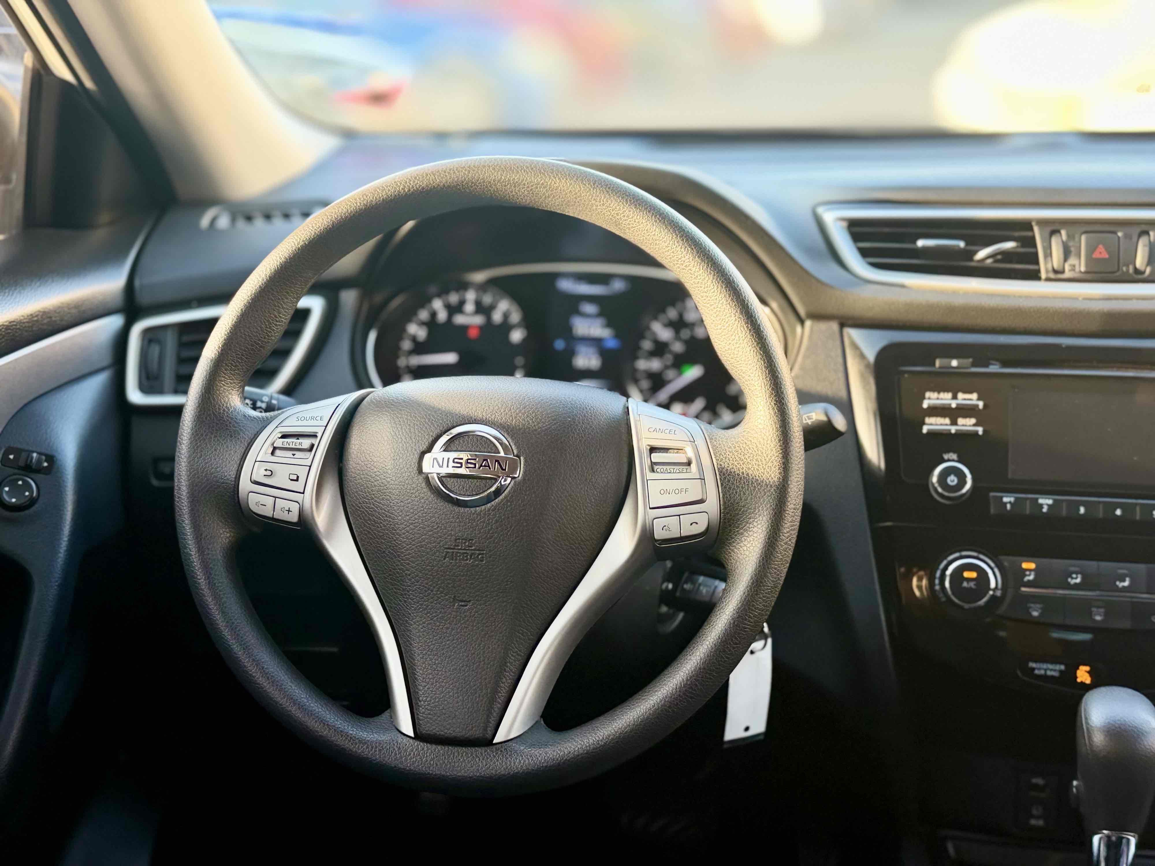 Photo 17 of this Nissan Rogue