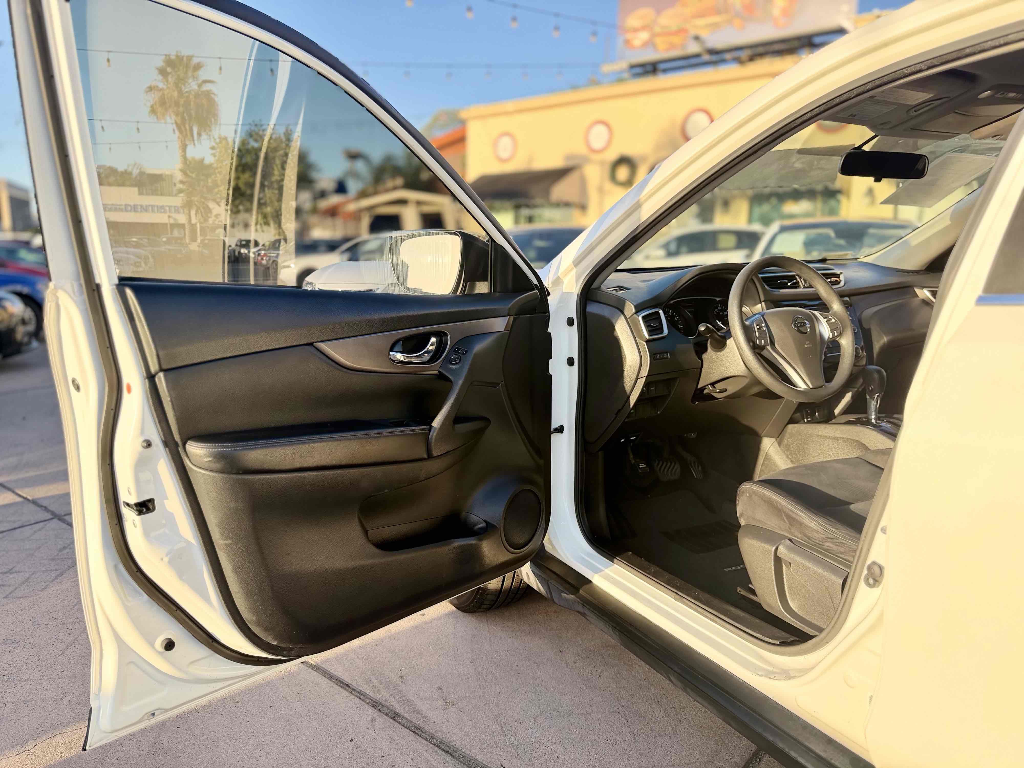 Photo 18 of this Nissan Rogue