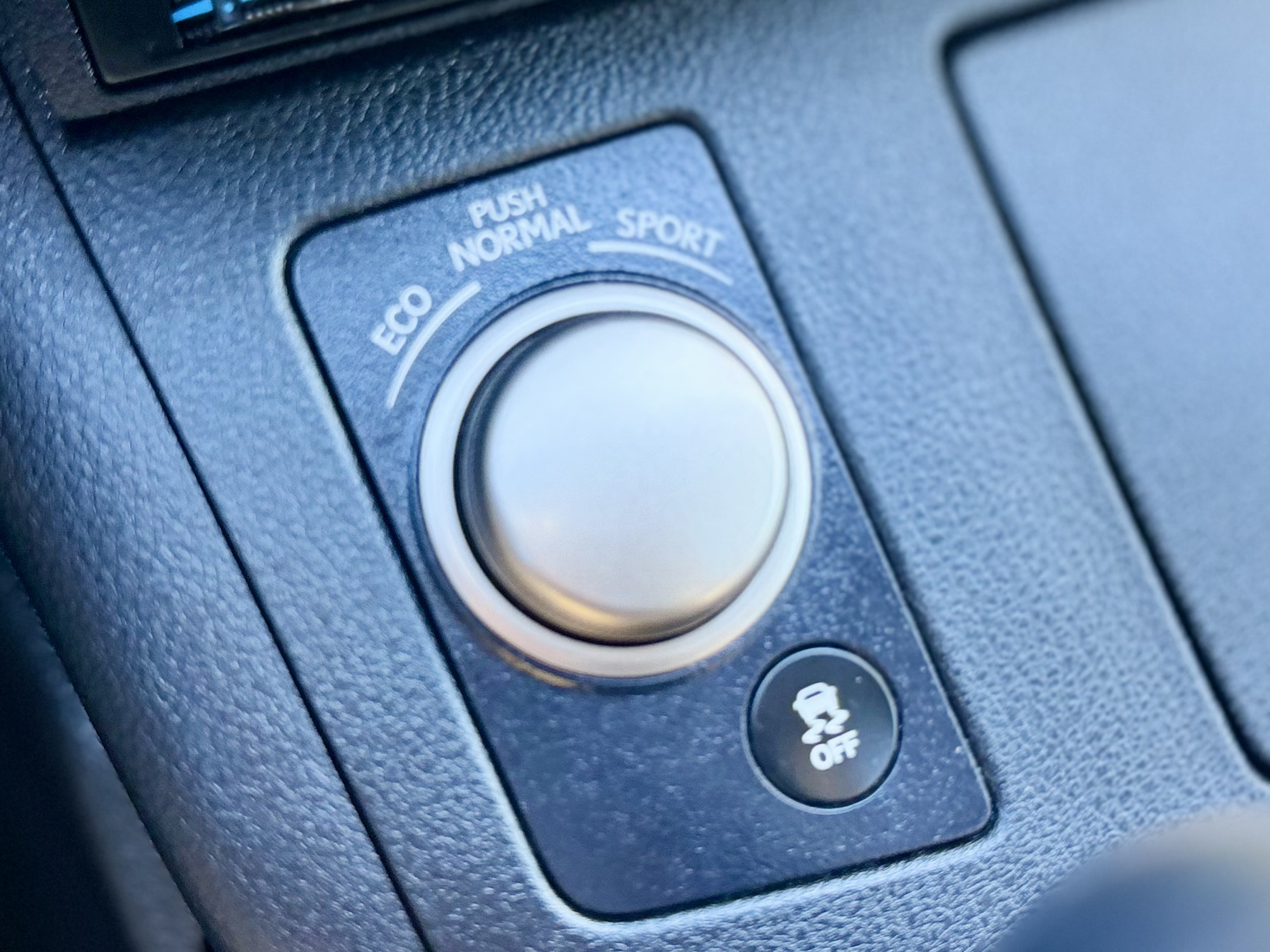 Photo 31 of this Lexus ES 350