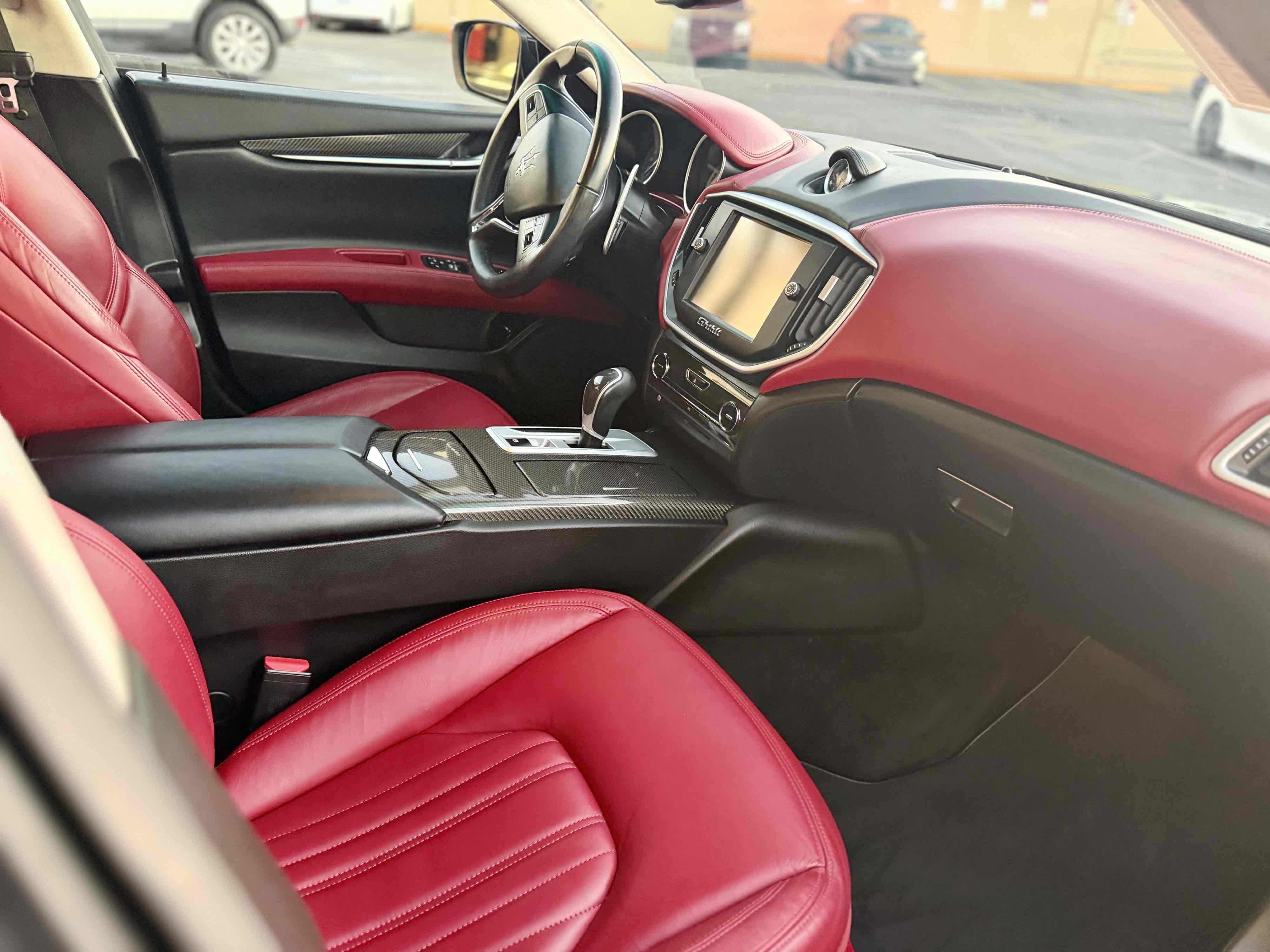 Photo 5 of this Maserati Ghibli