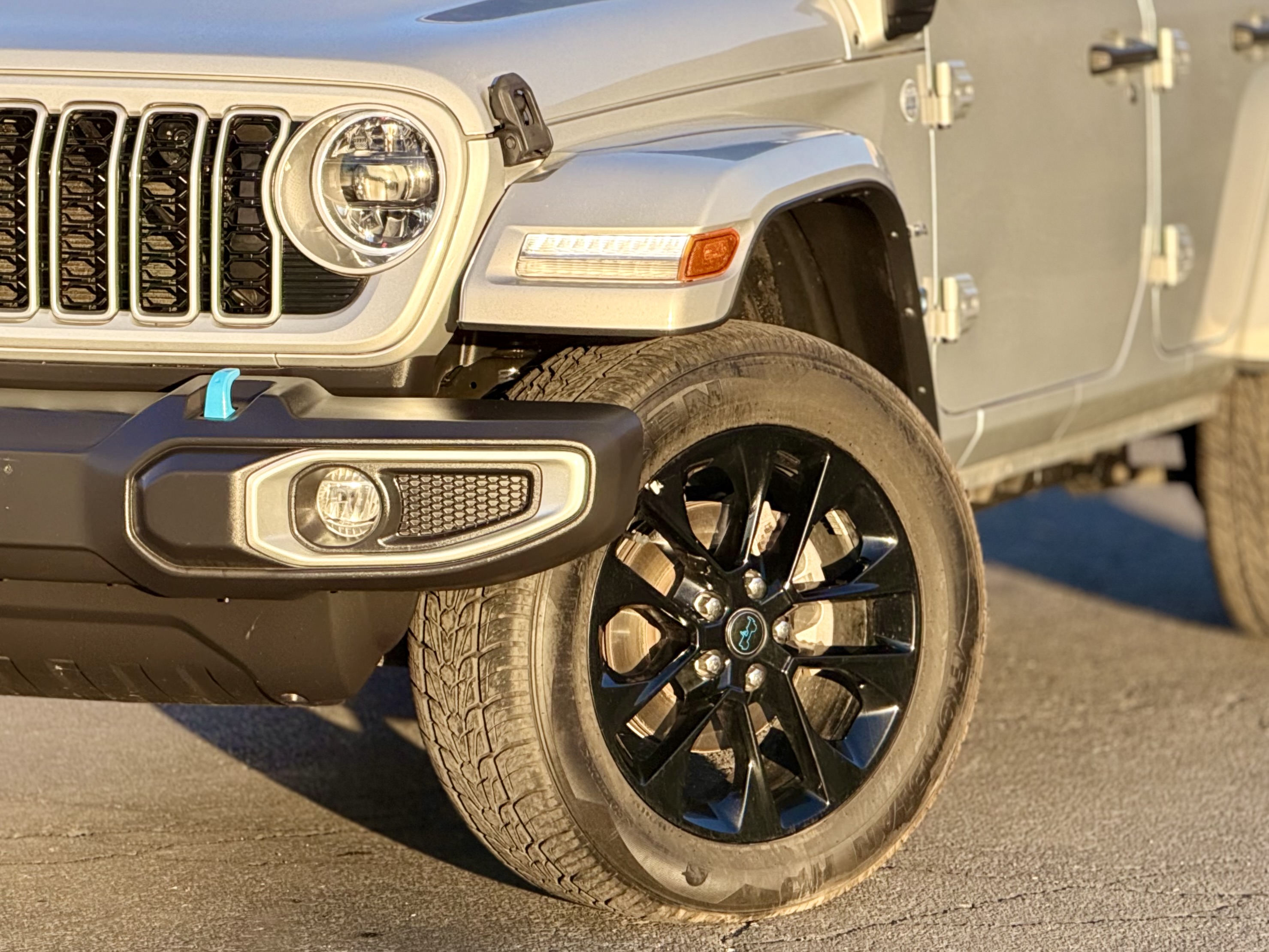 Photo 8 of this Jeep Wrangler 4xe