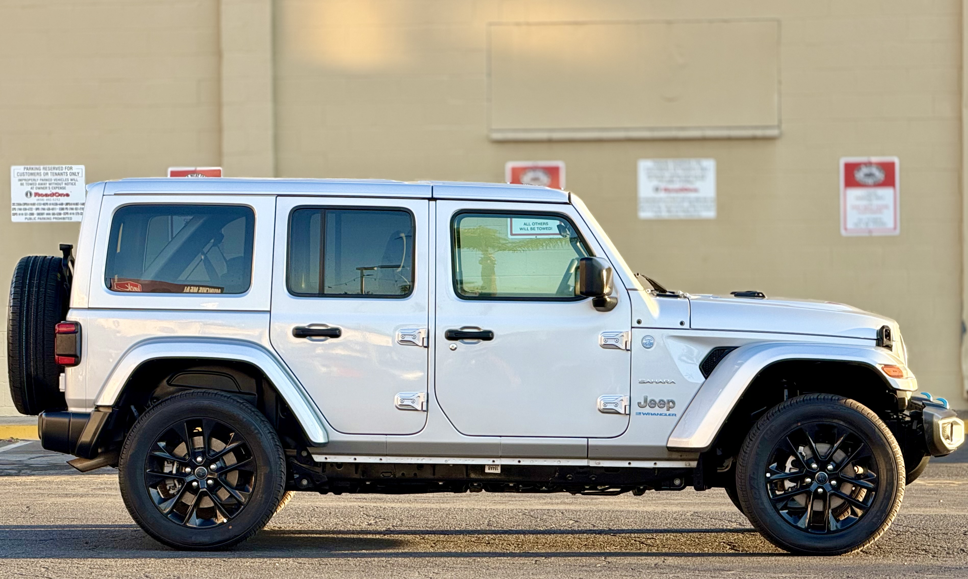 Photo 12 of this Jeep Wrangler 4xe