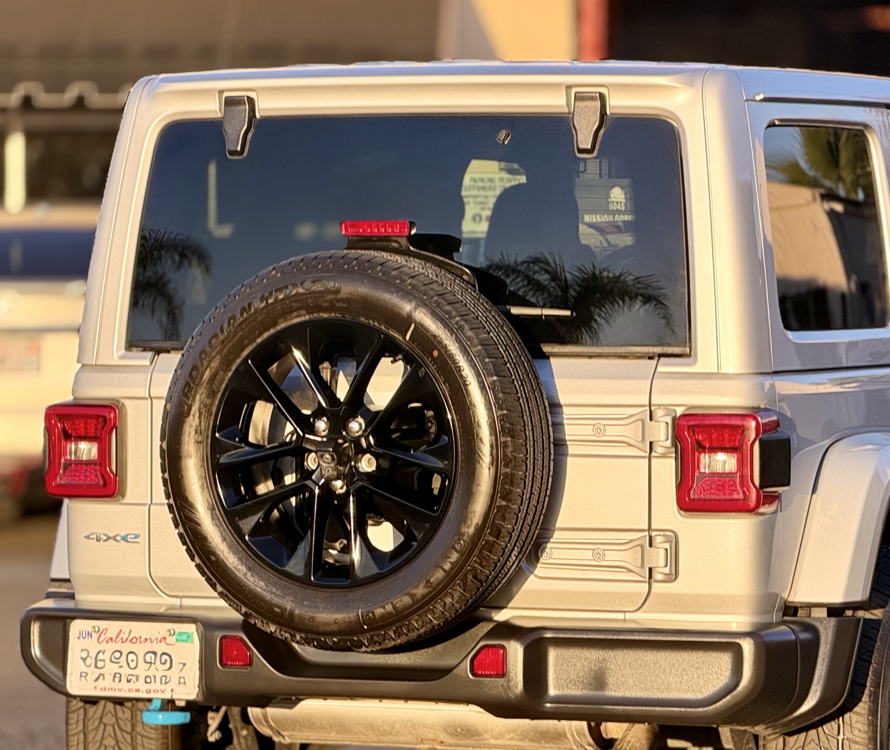 Photo 17 of this Jeep Wrangler 4xe