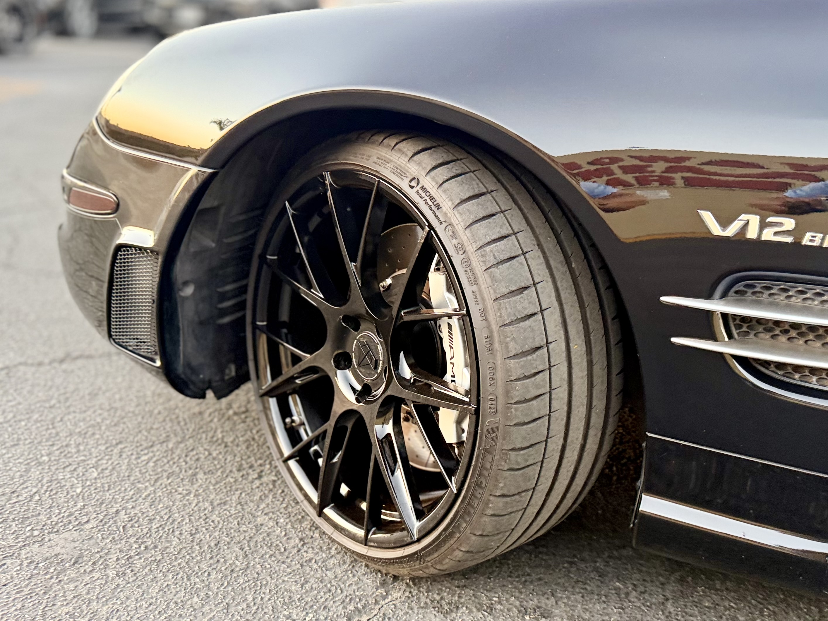 Mercedes-Benz SL65 photo 24