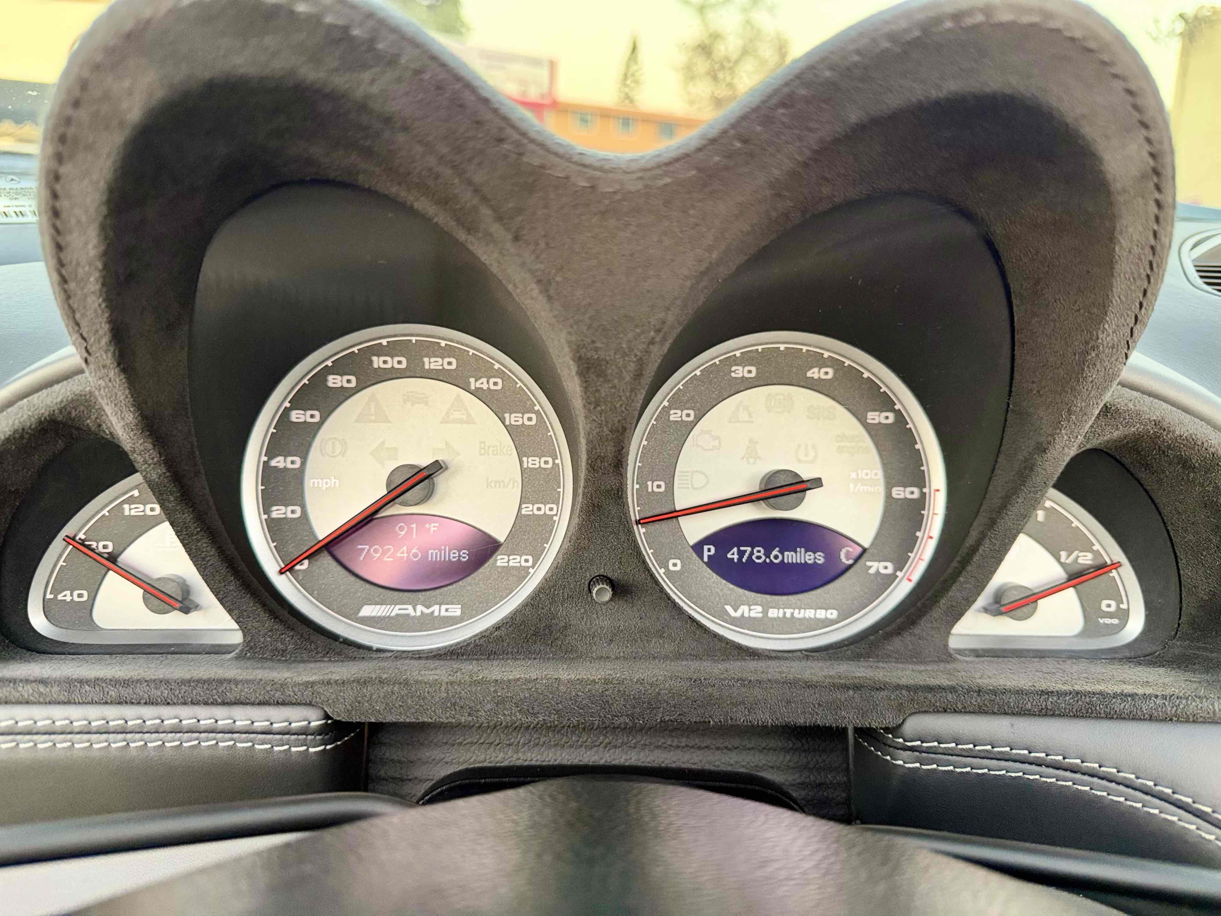 Mercedes-Benz SL65 photo 31