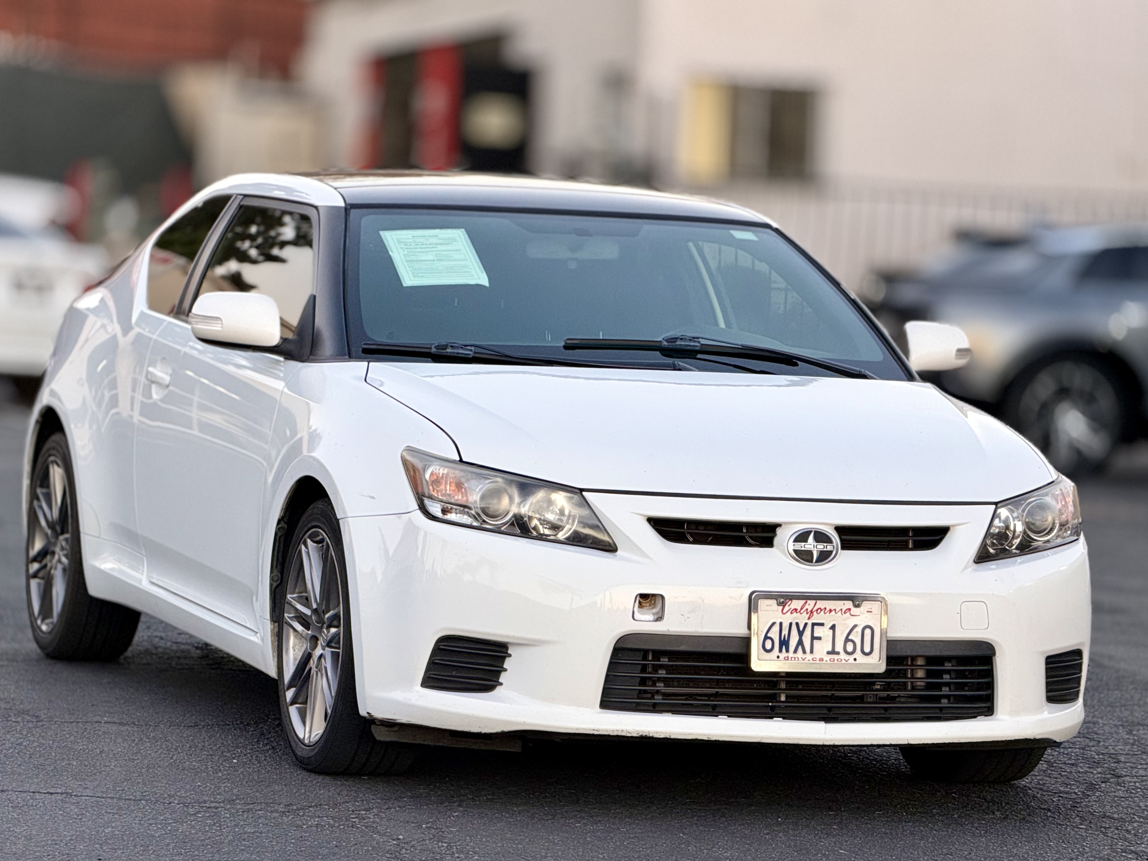 Scion tC photo 4