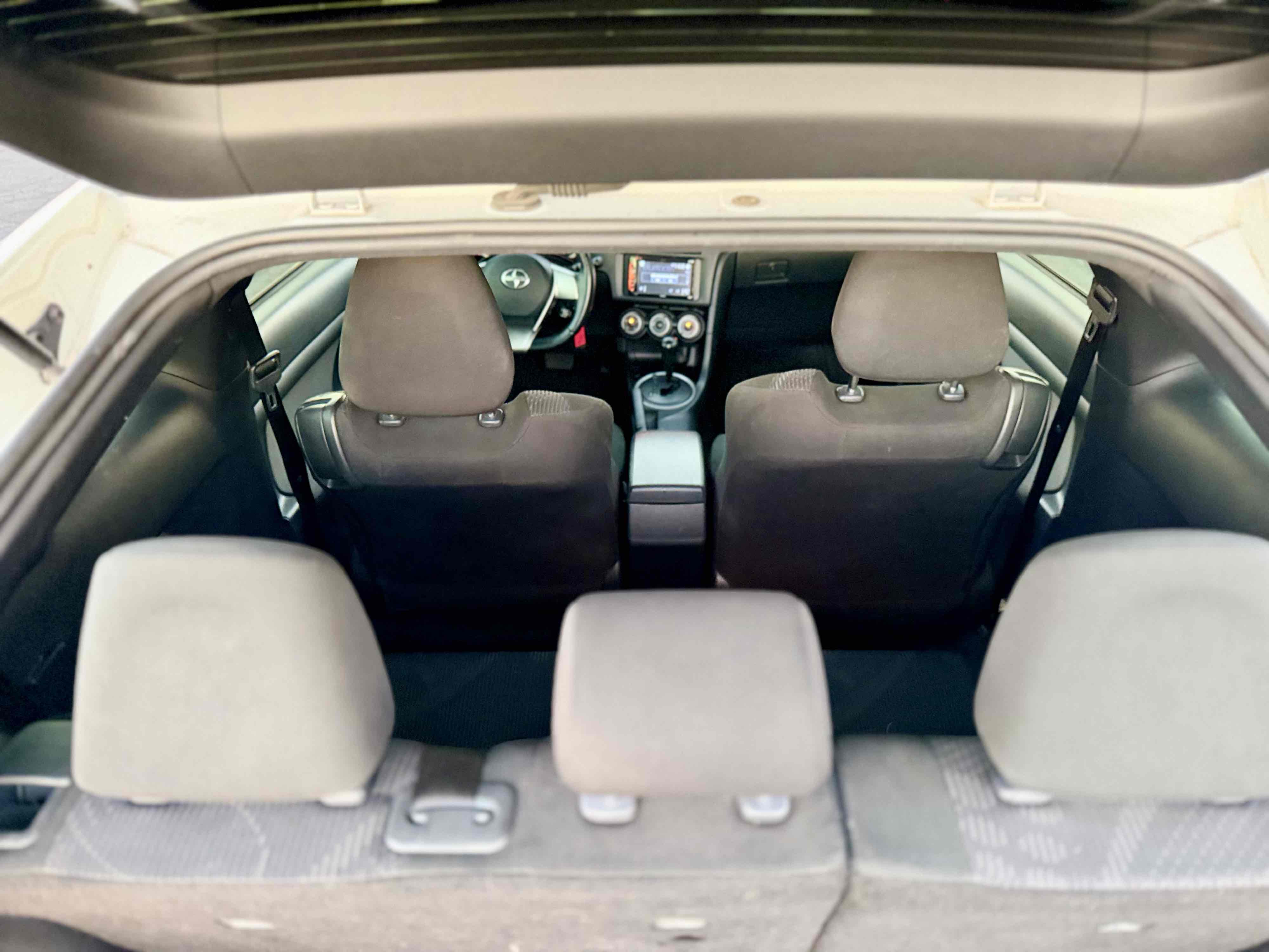 Scion tC photo 19