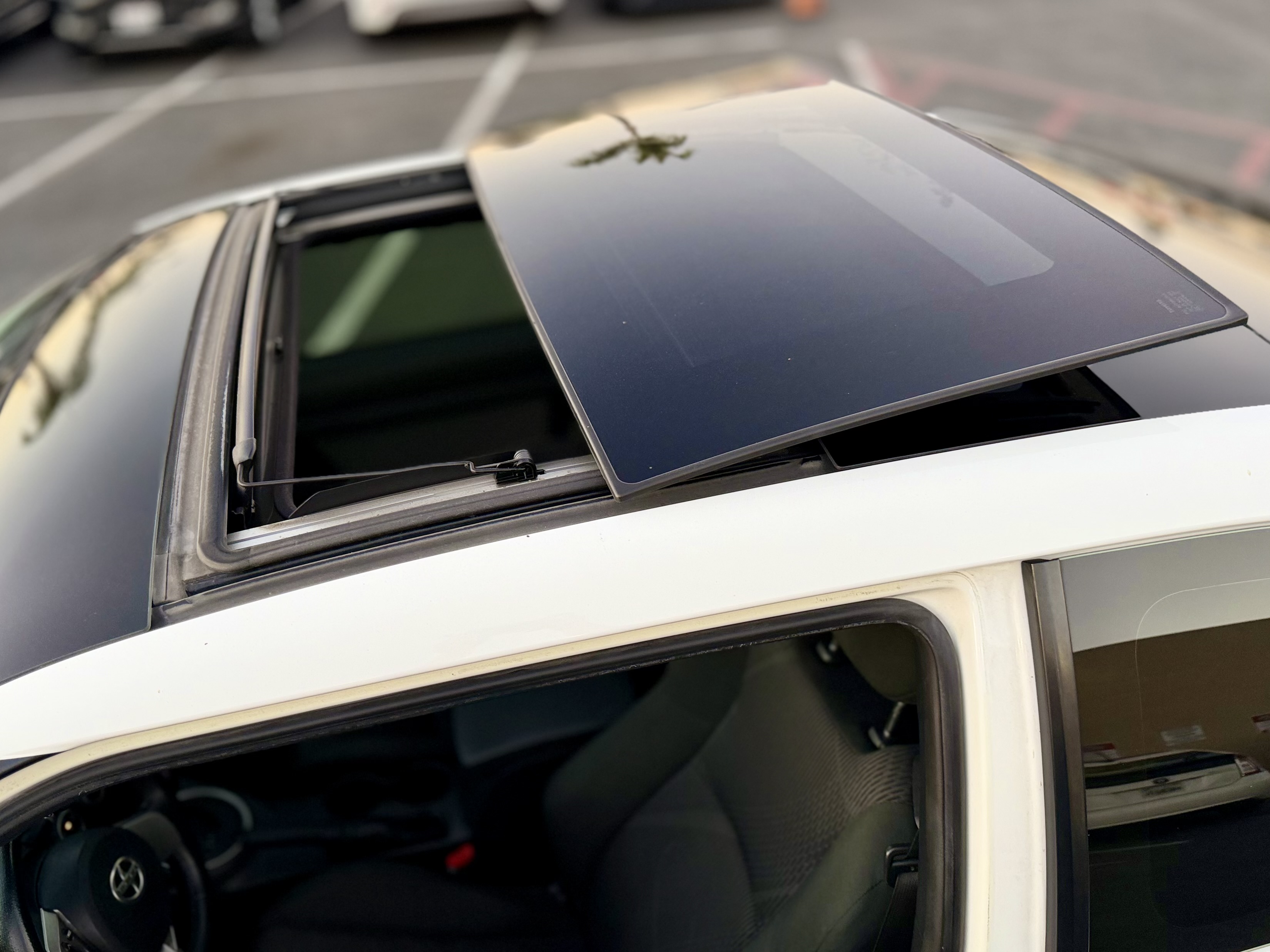 Scion tC photo 30