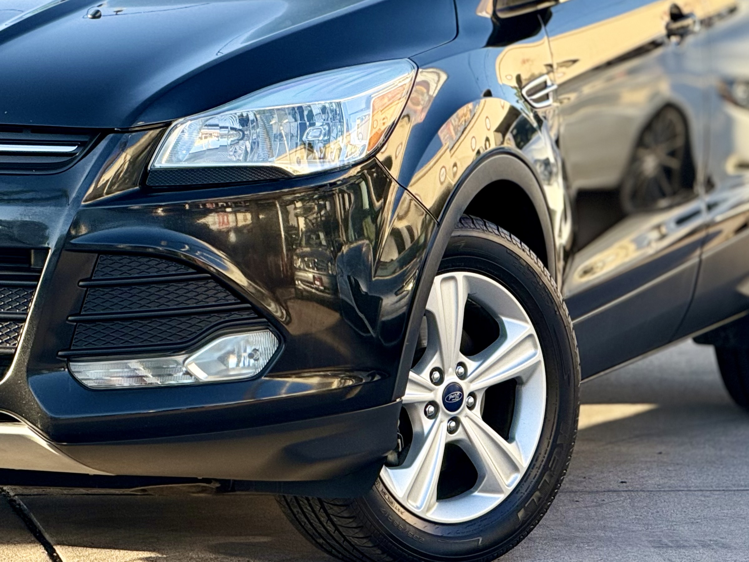 Photo 5 of this Ford Escape