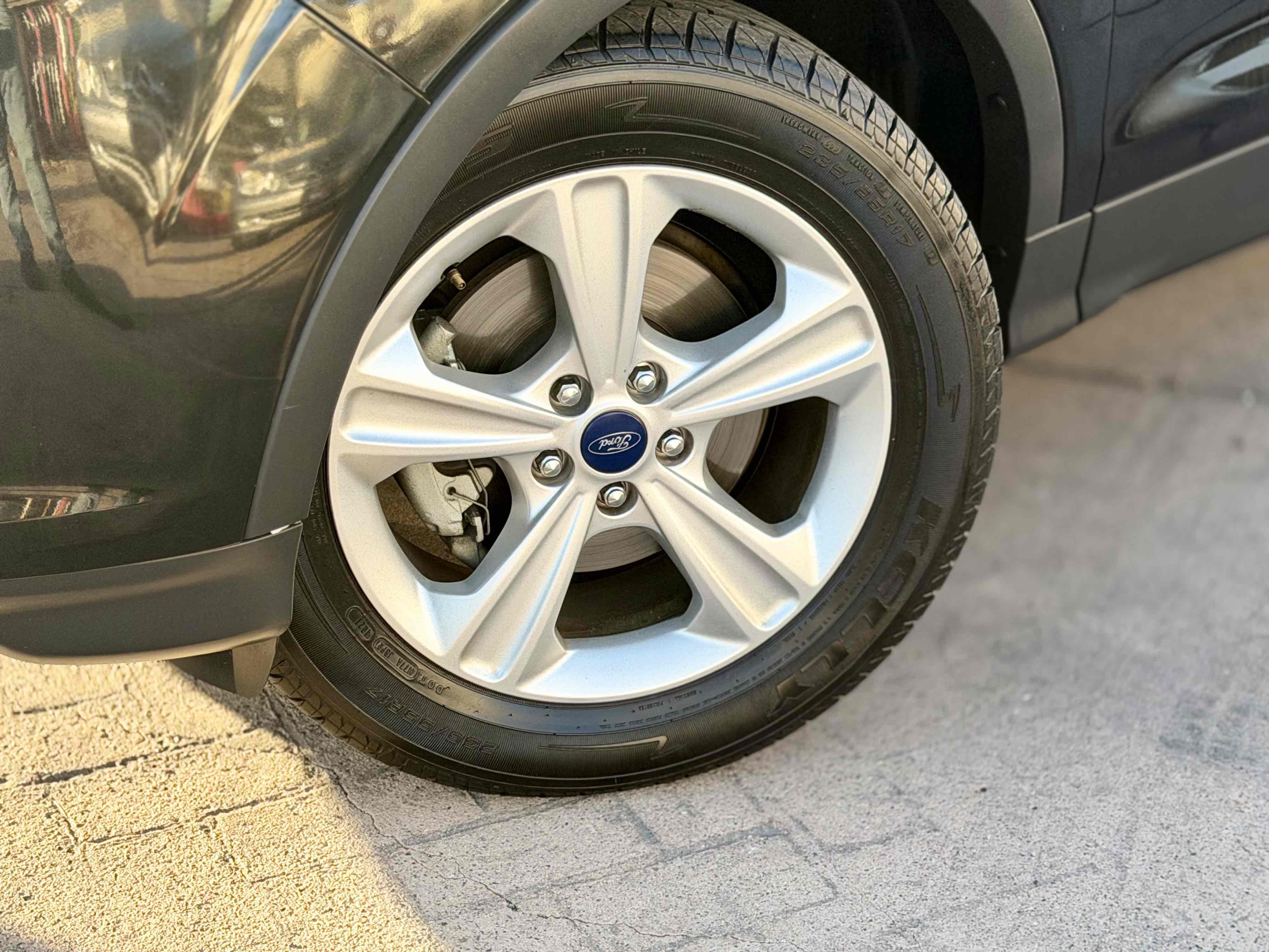 Photo 7 of this Ford Escape