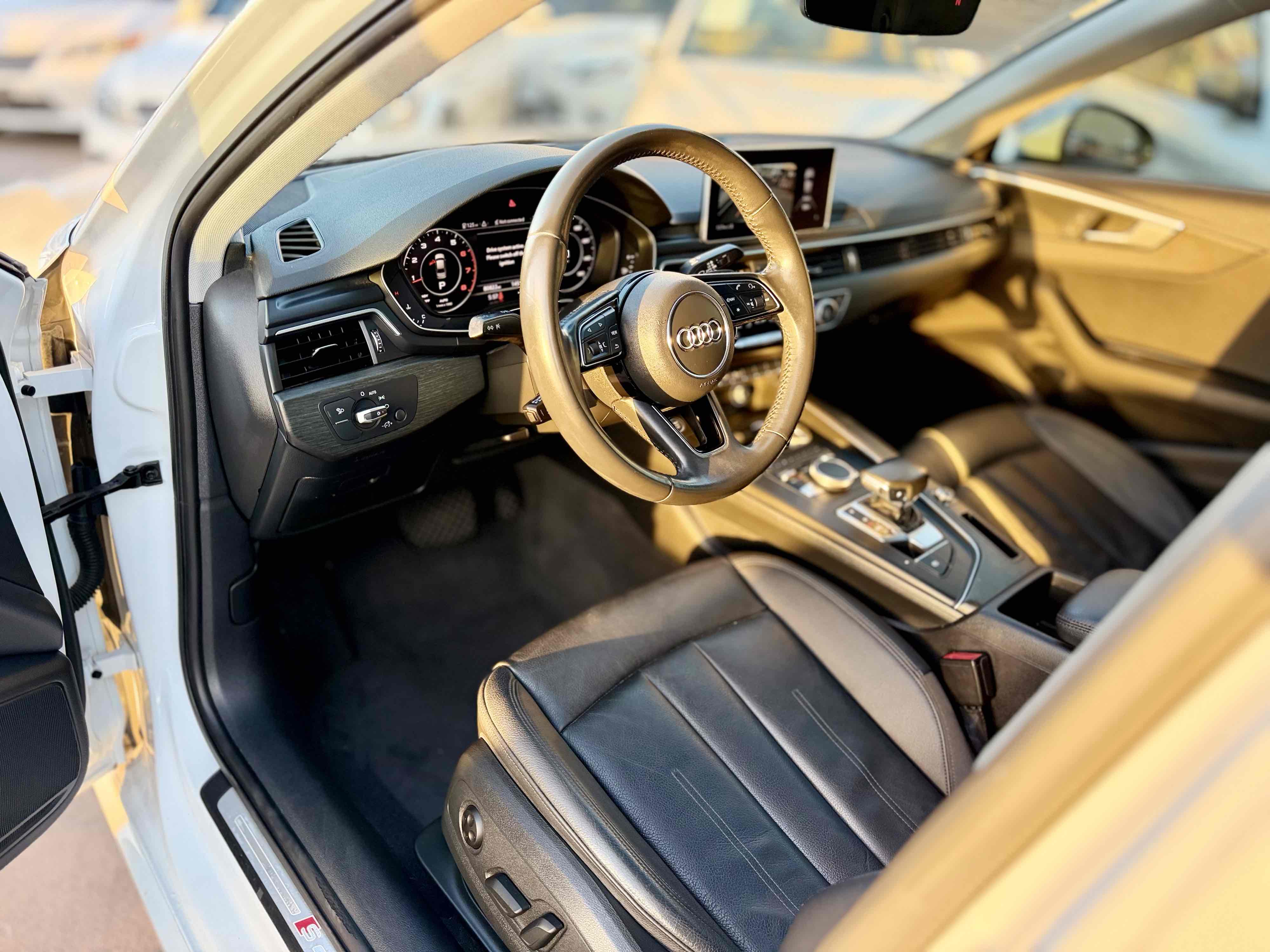 Photo 19 of this Audi A4