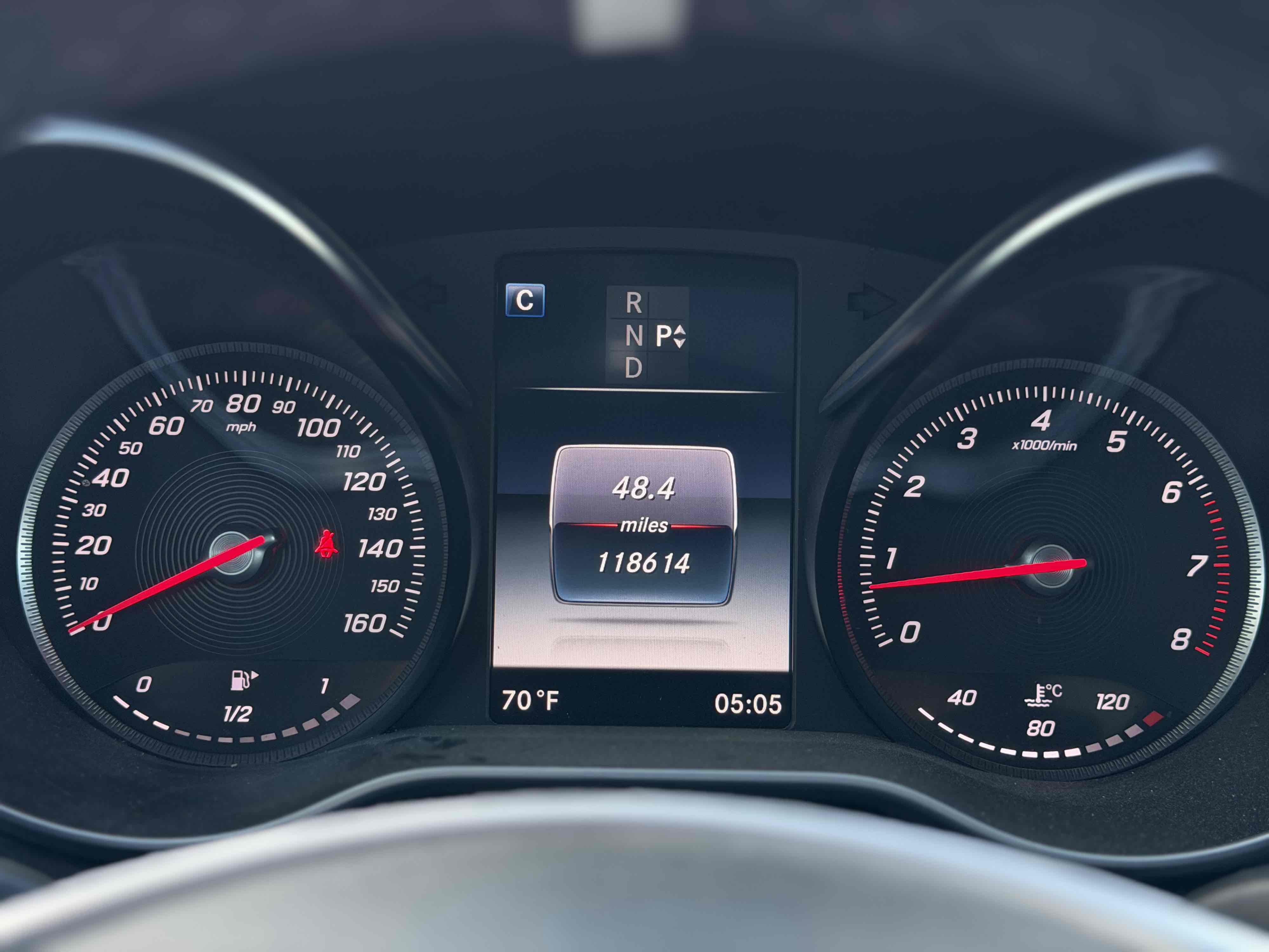 Photo 17 of this Mercedes-Benz C 300