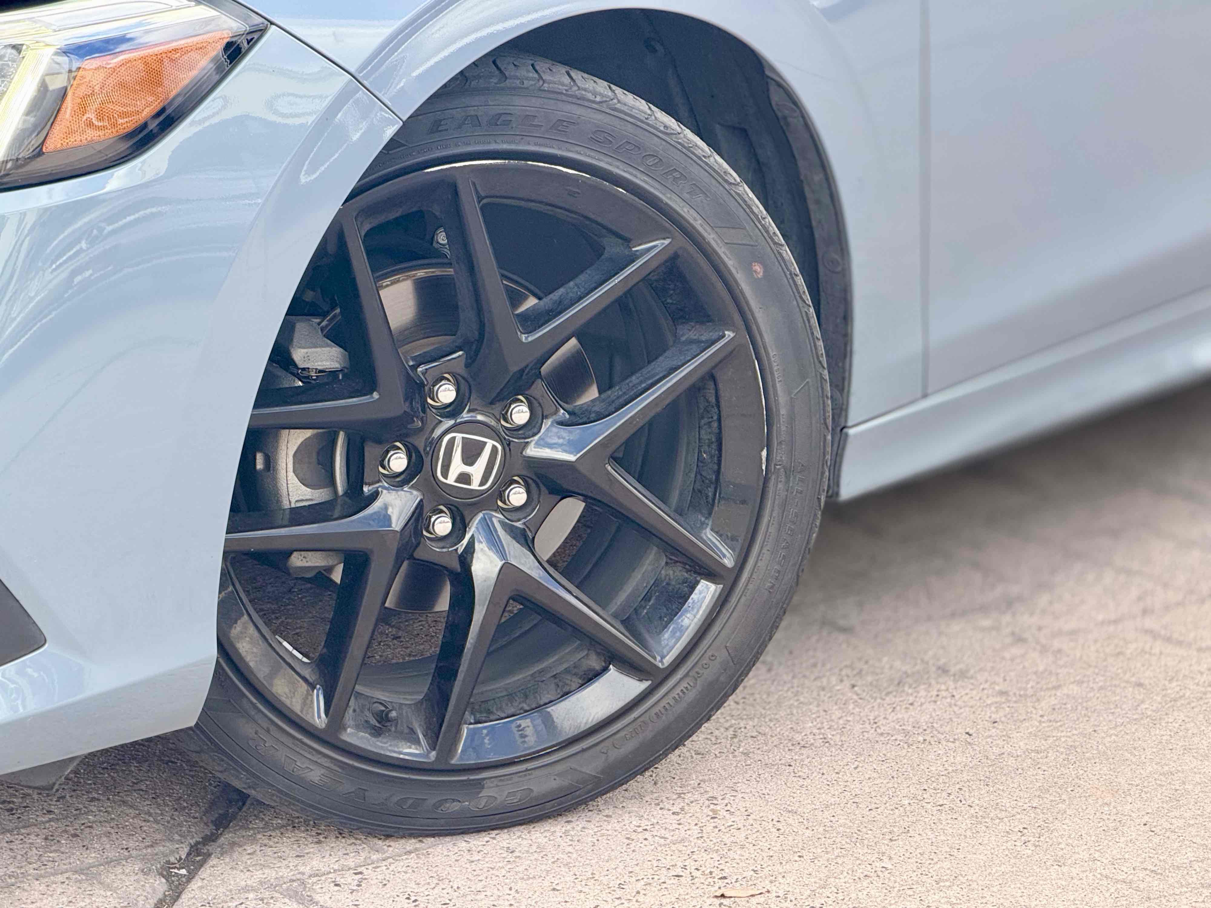 Photo 12 of this Honda Civic Sedan