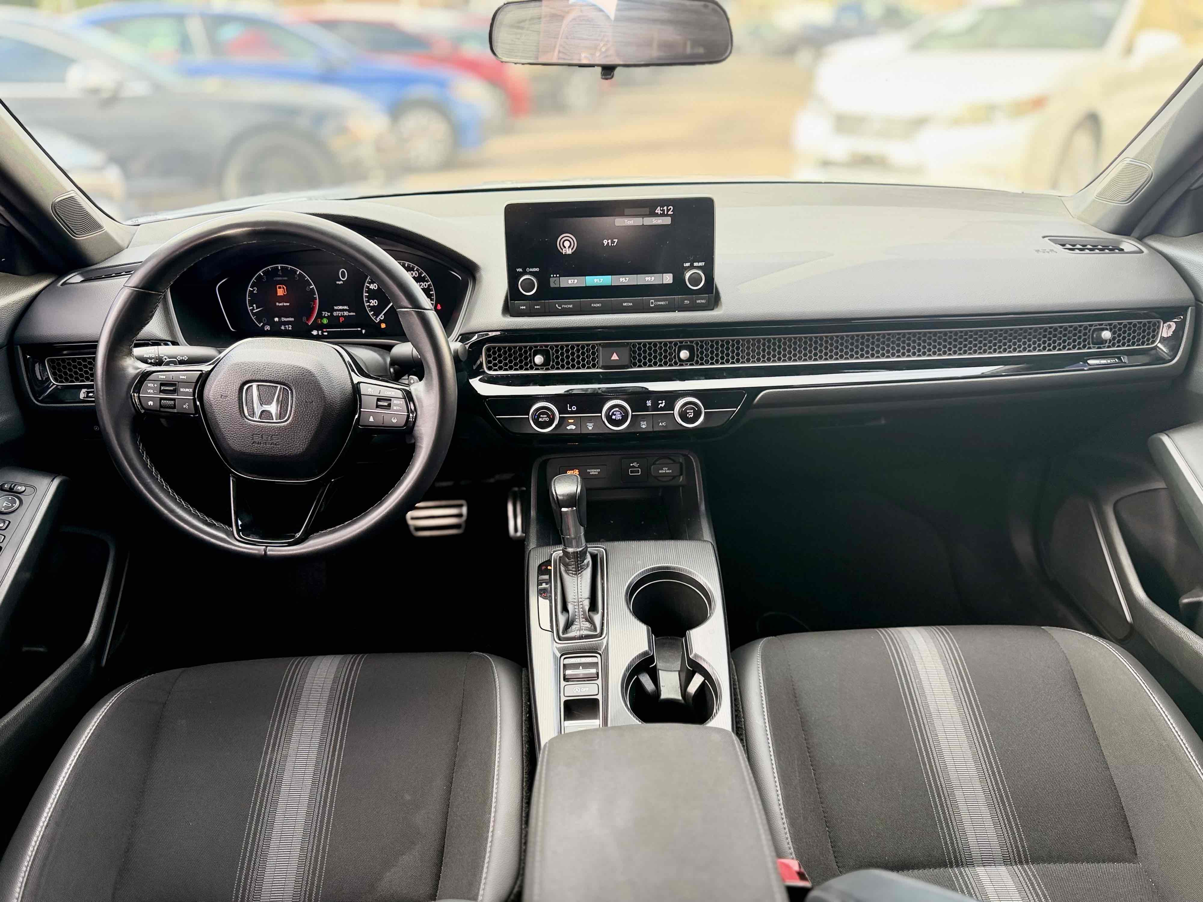 Photo 16 of this Honda Civic Sedan