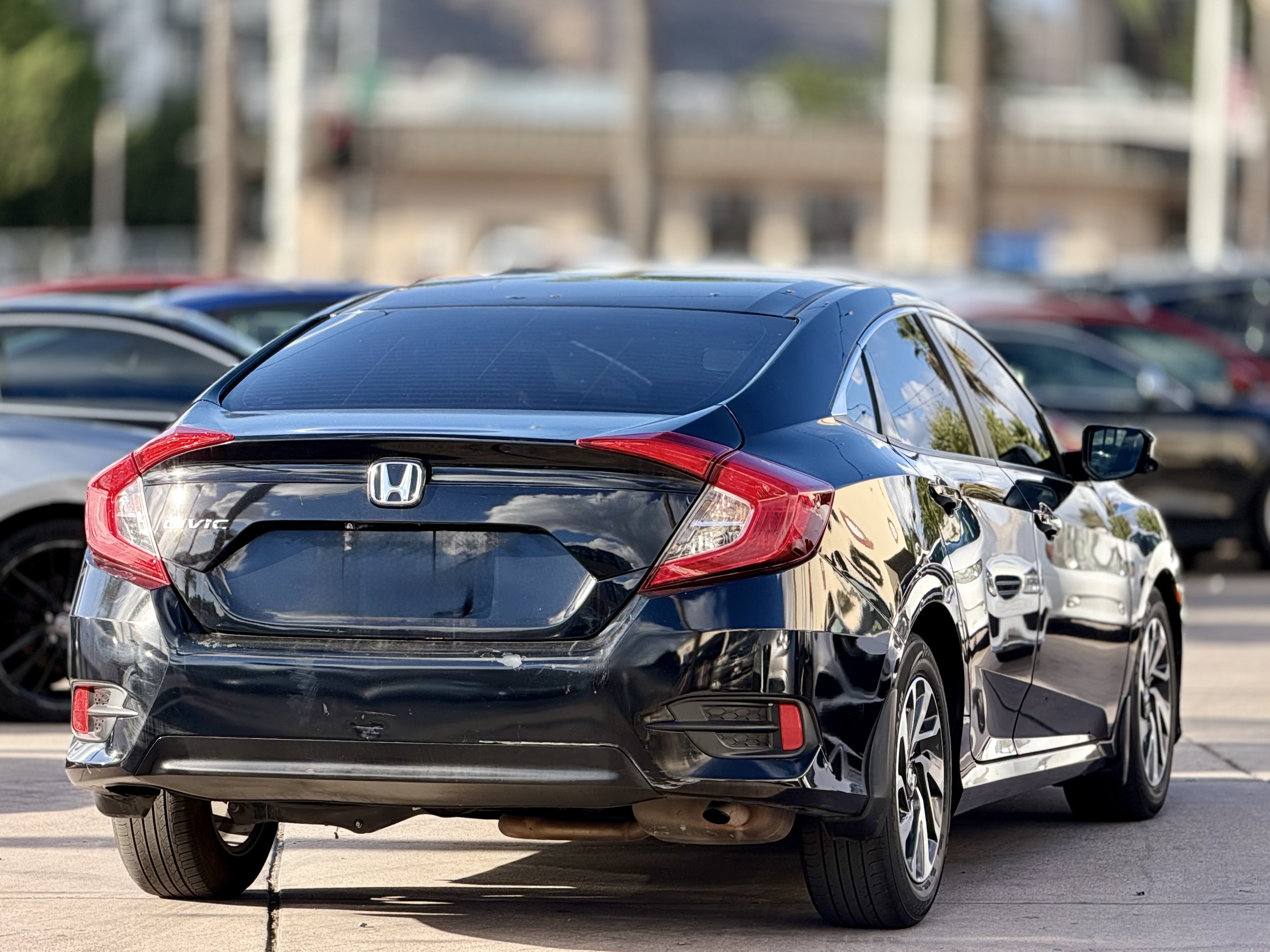 Photo 5 of this Honda Civic Sedan
