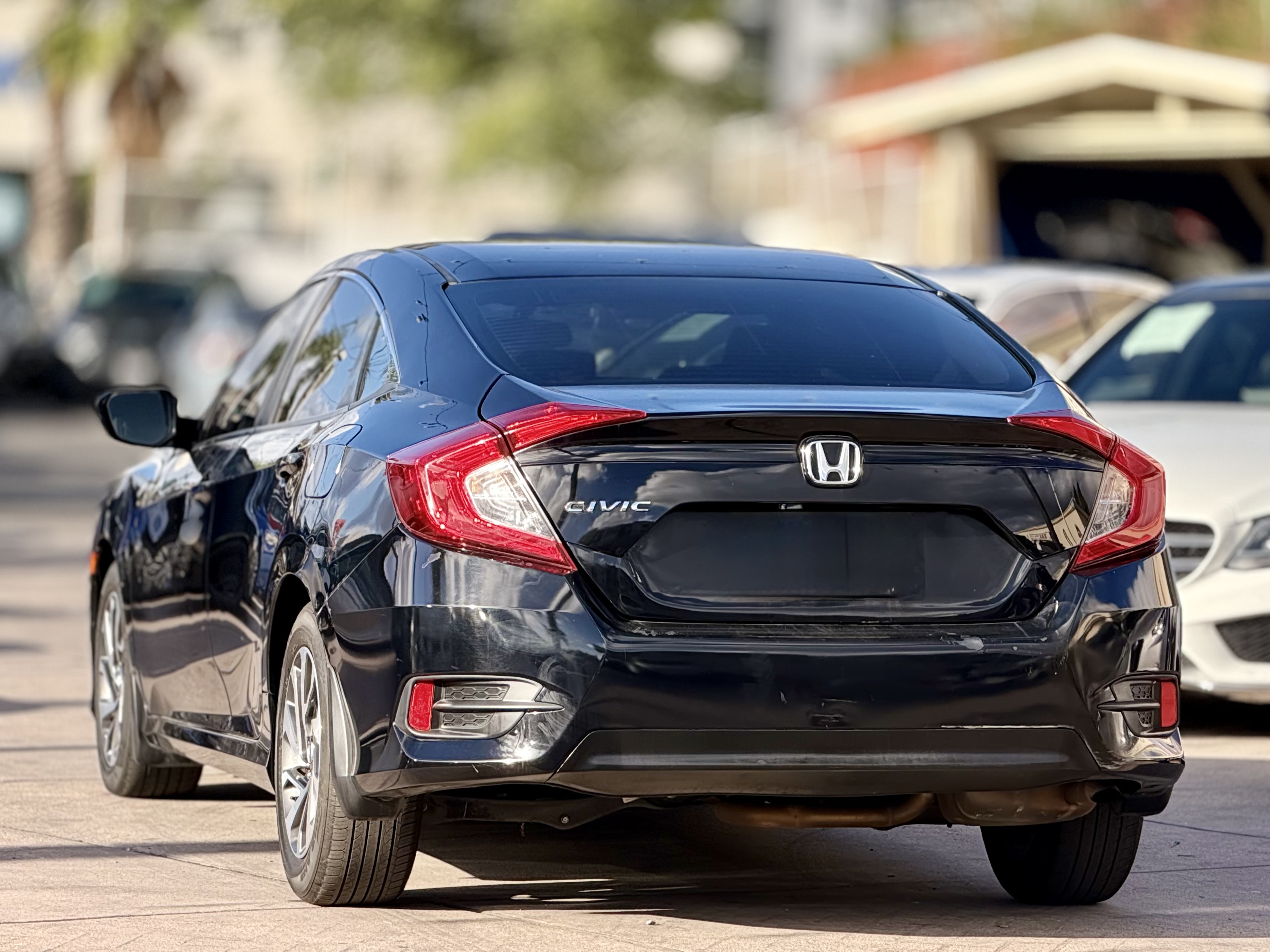 Photo 6 of this Honda Civic Sedan