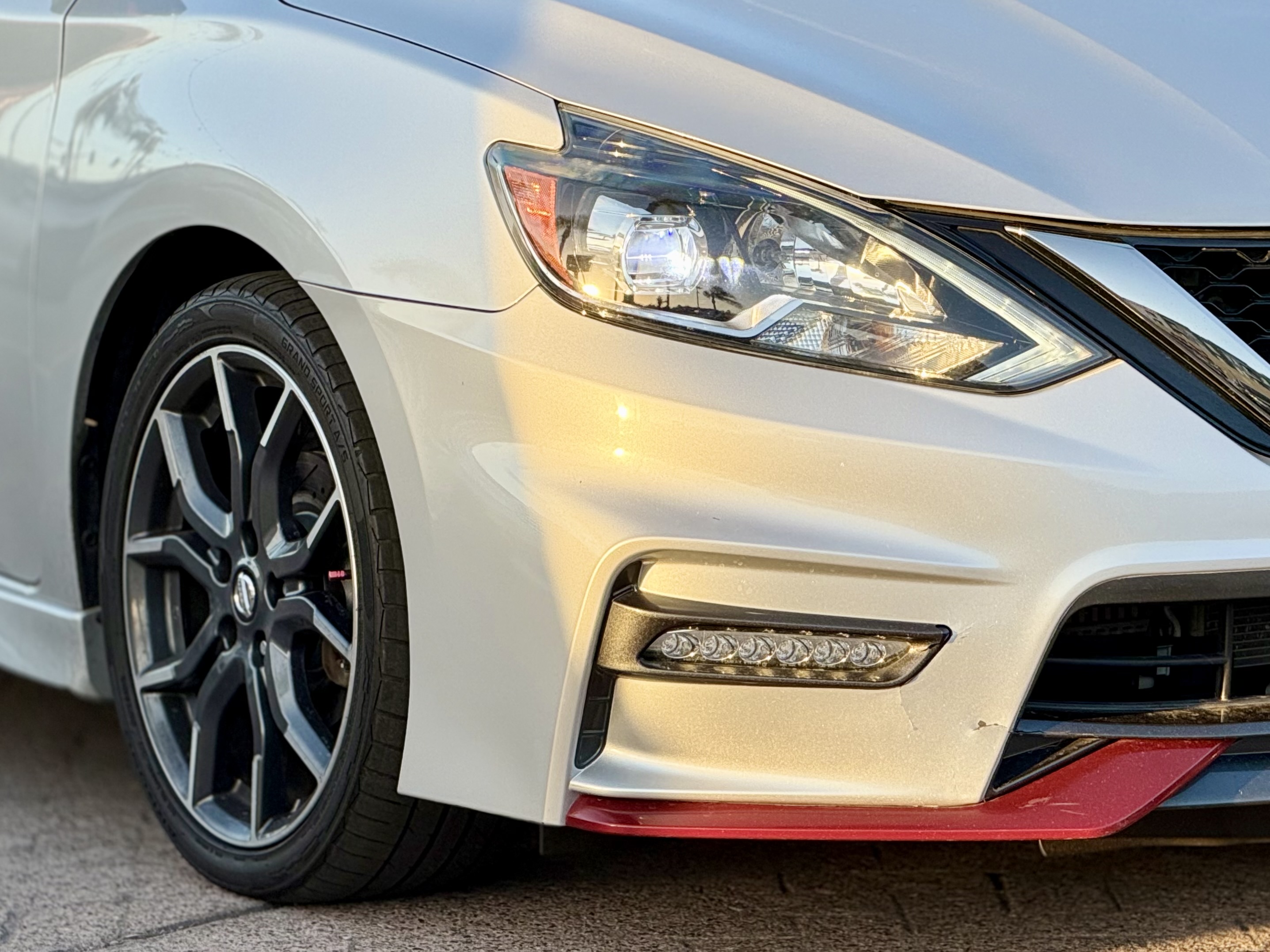 Photo 6 of this Nissan Sentra