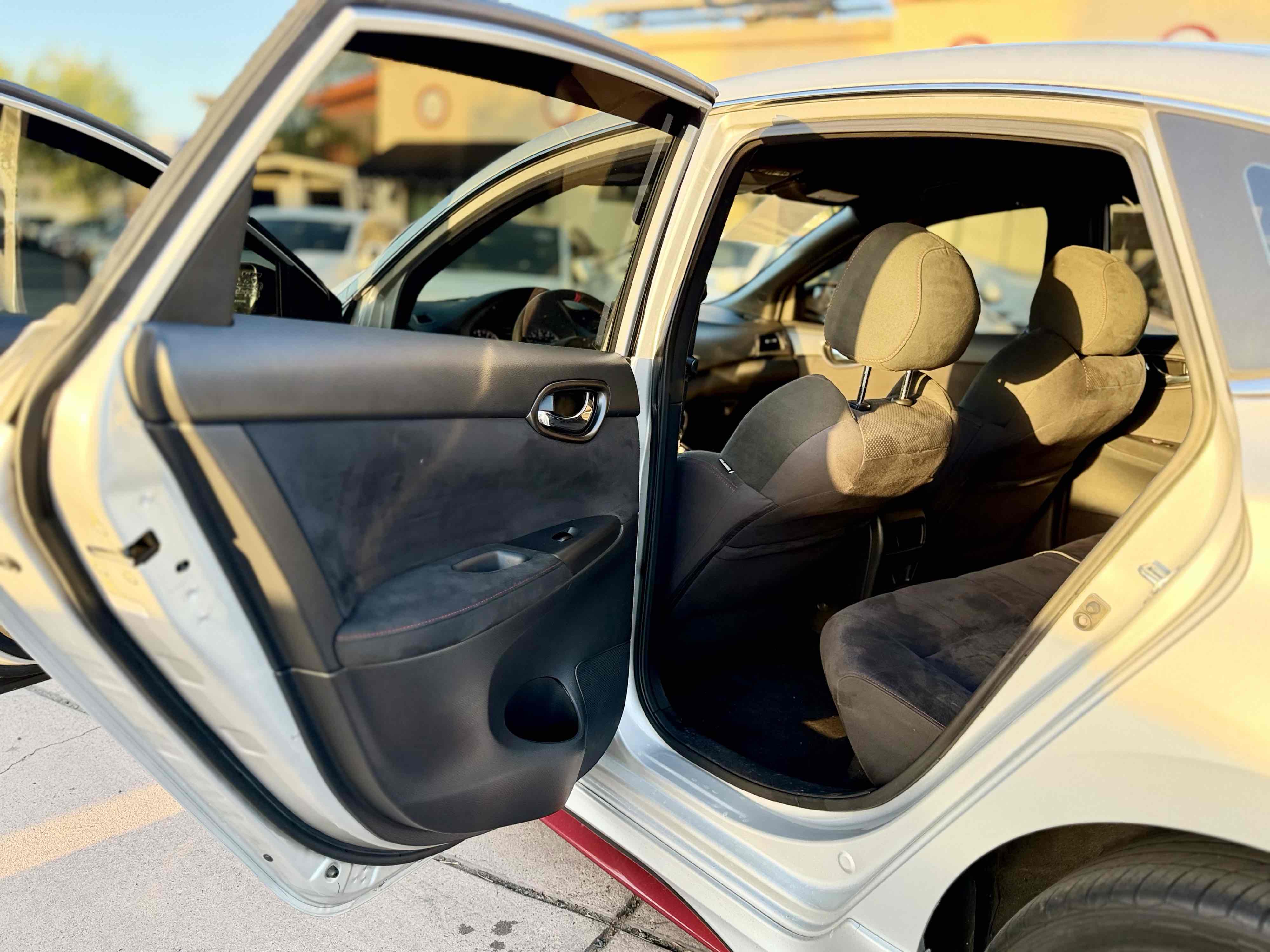 Photo 16 of this Nissan Sentra