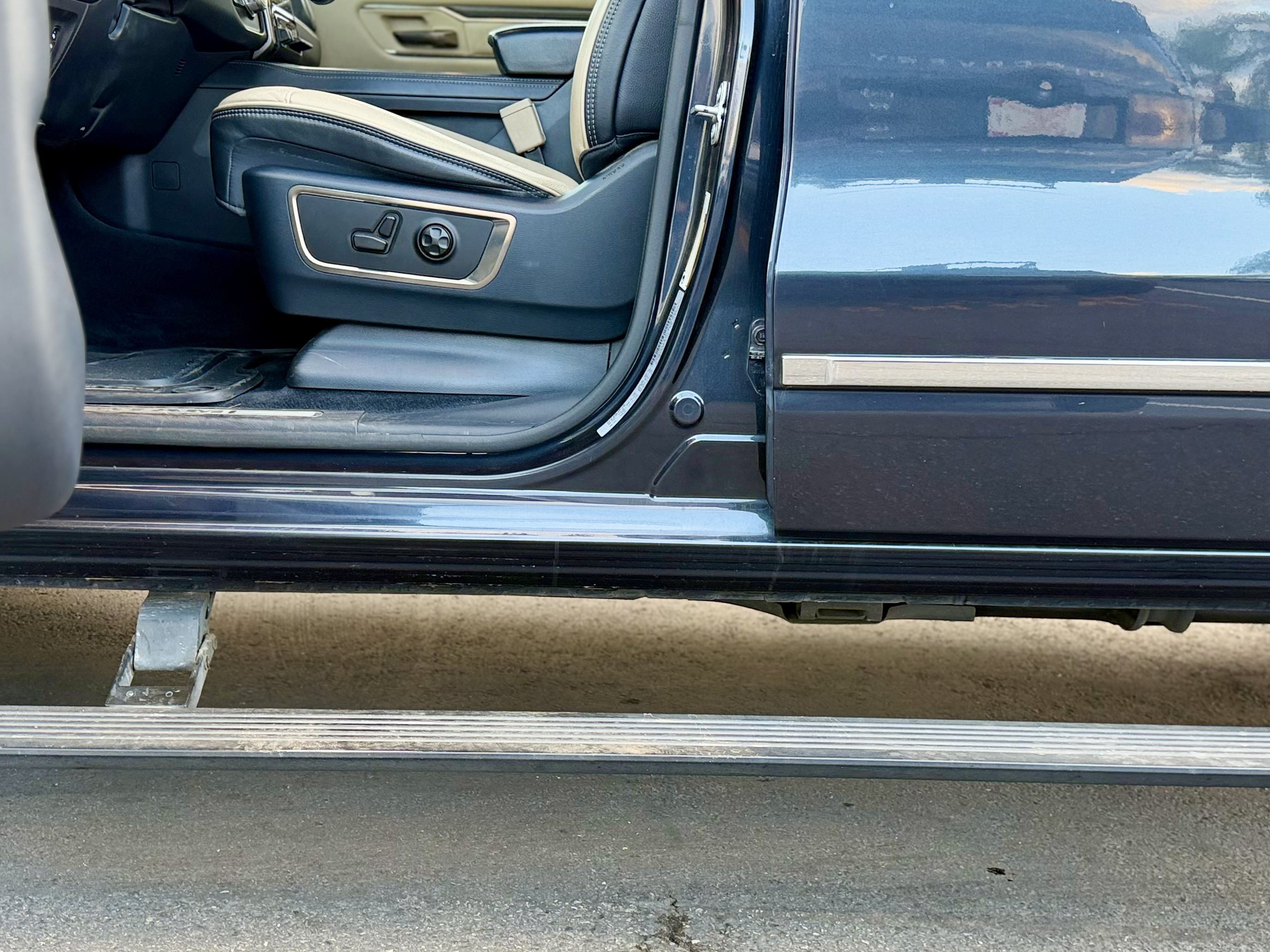 Photo 25 of this Ram 1500