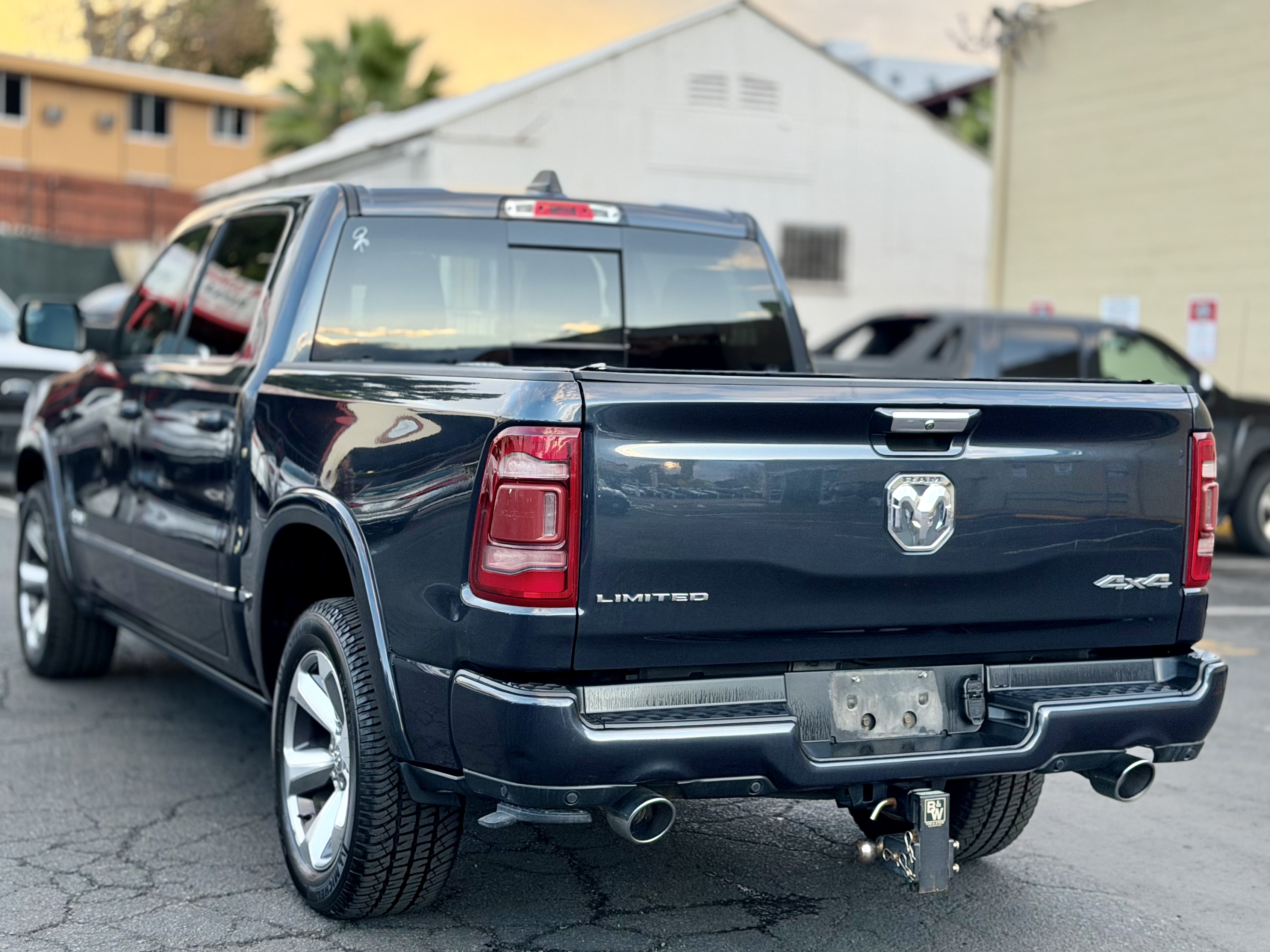 Photo 38 of this Ram 1500