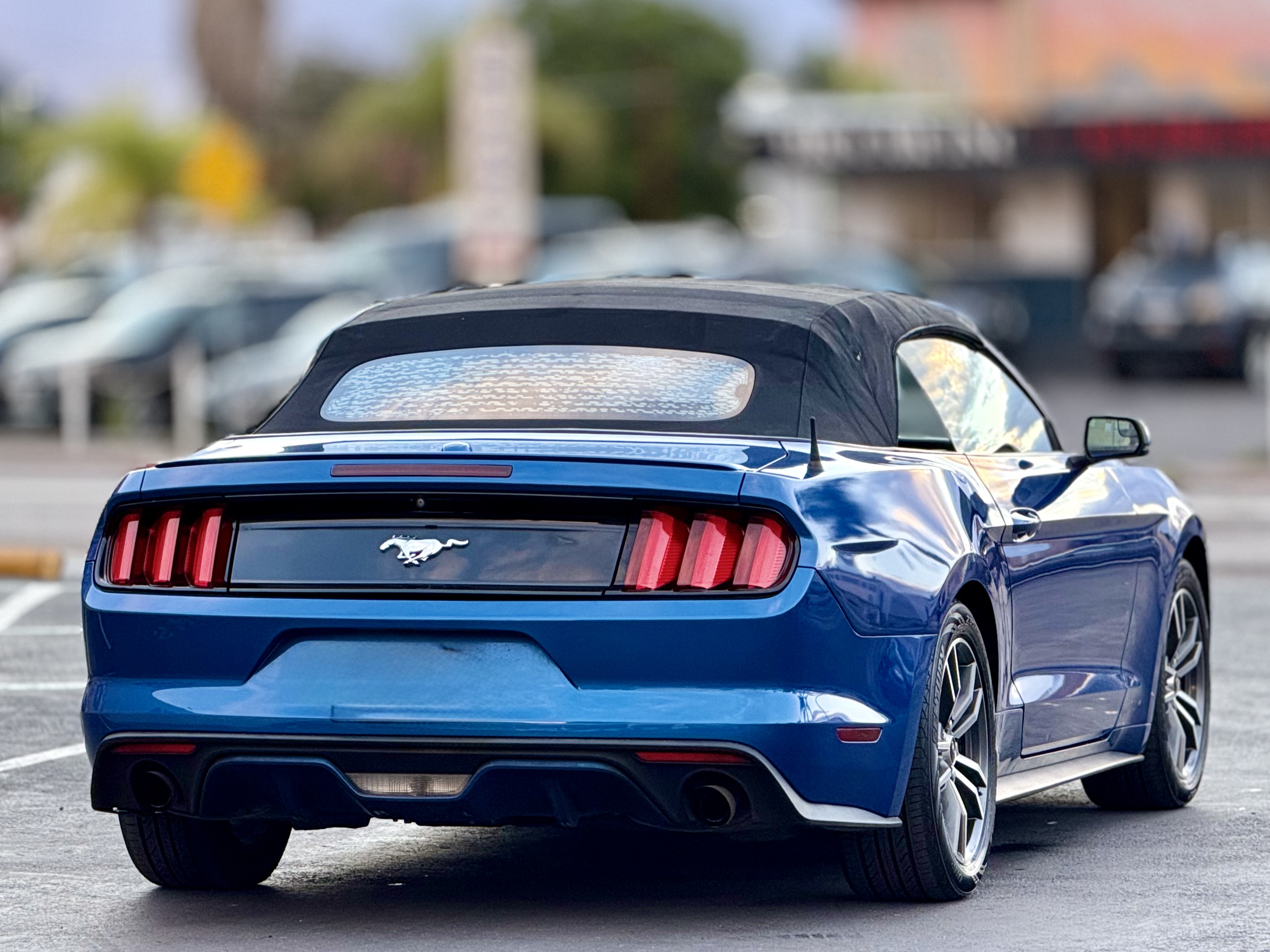 Photo 4 of this Ford Mustang