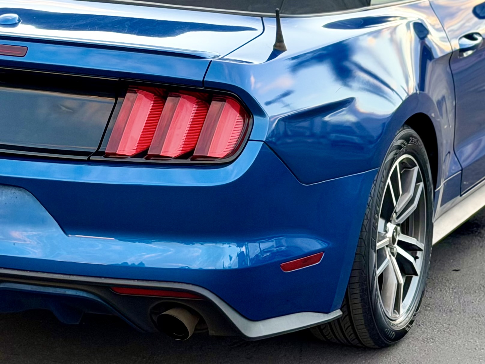 Photo 12 of this Ford Mustang