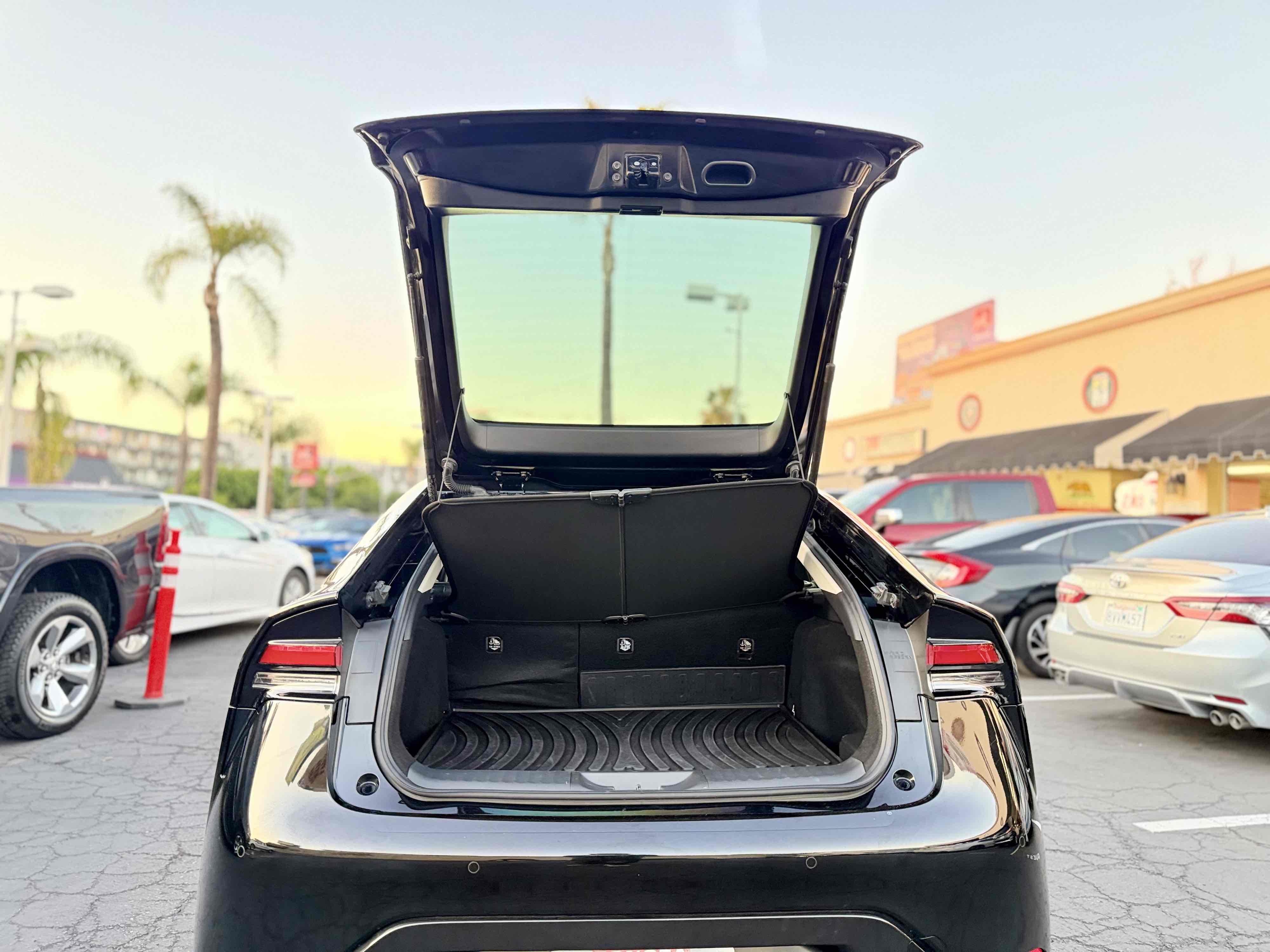 Photo 12 of this Toyota Prius