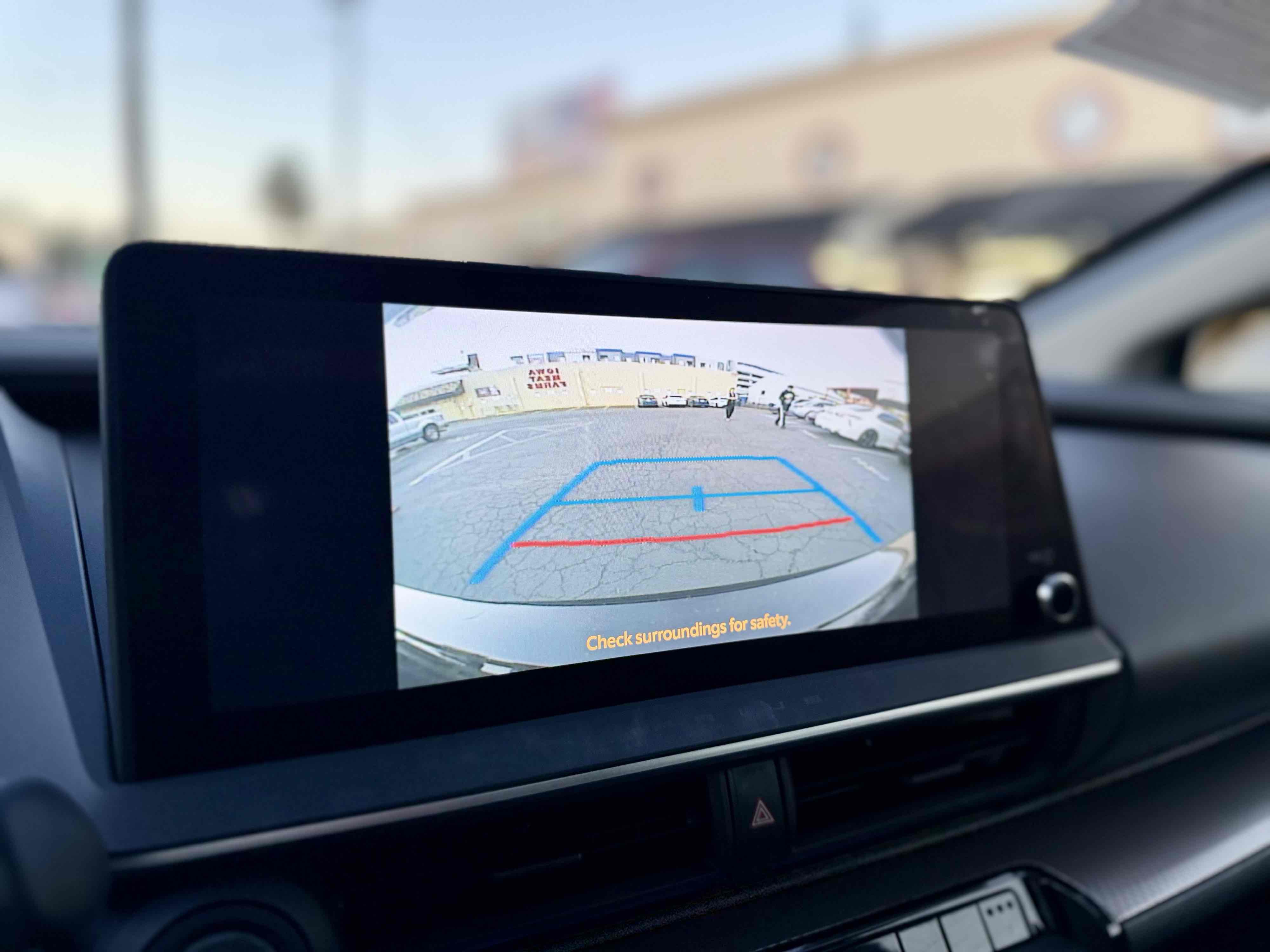 Photo 33 of this Toyota Prius