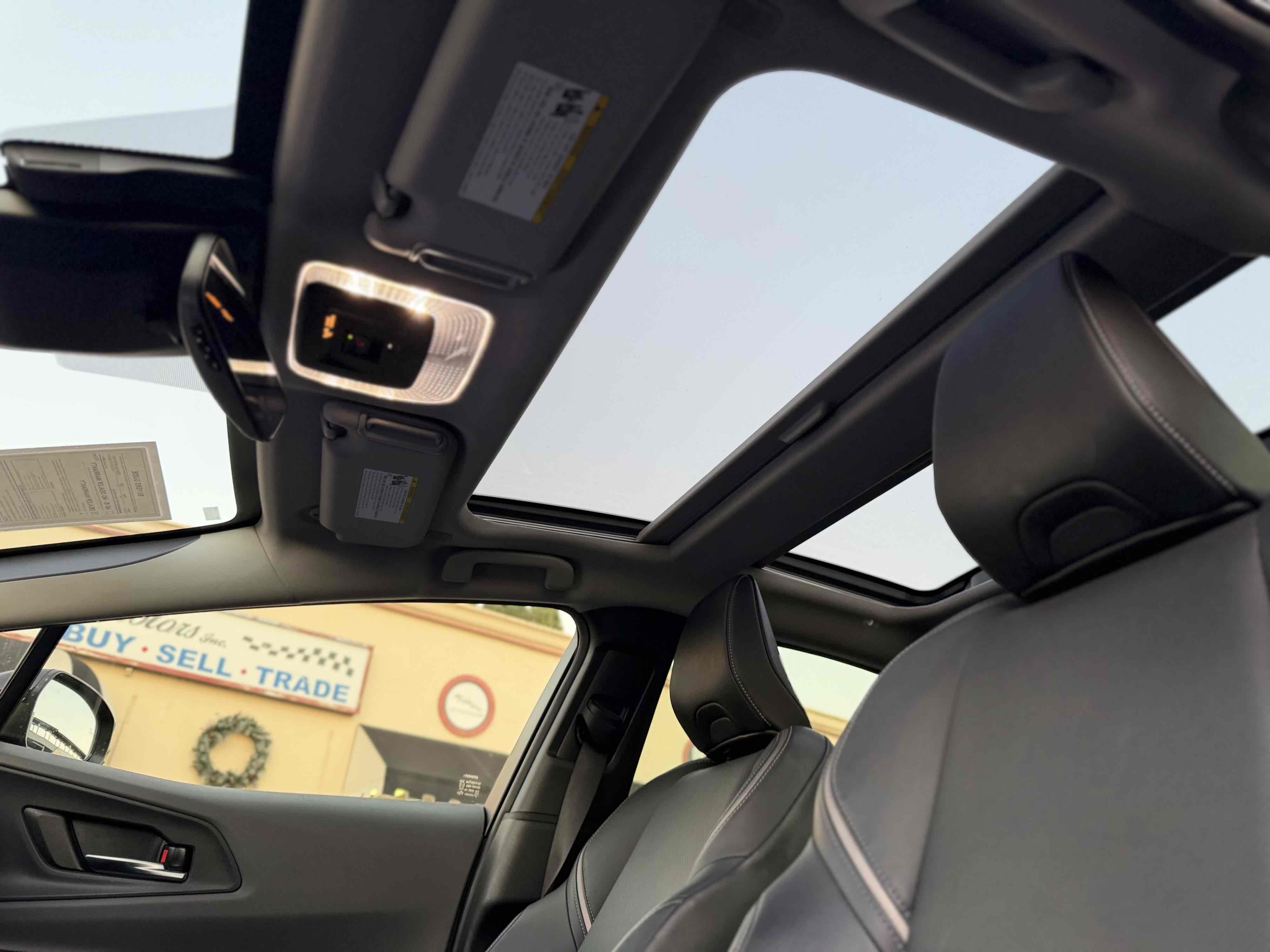 Photo 35 of this Toyota Prius
