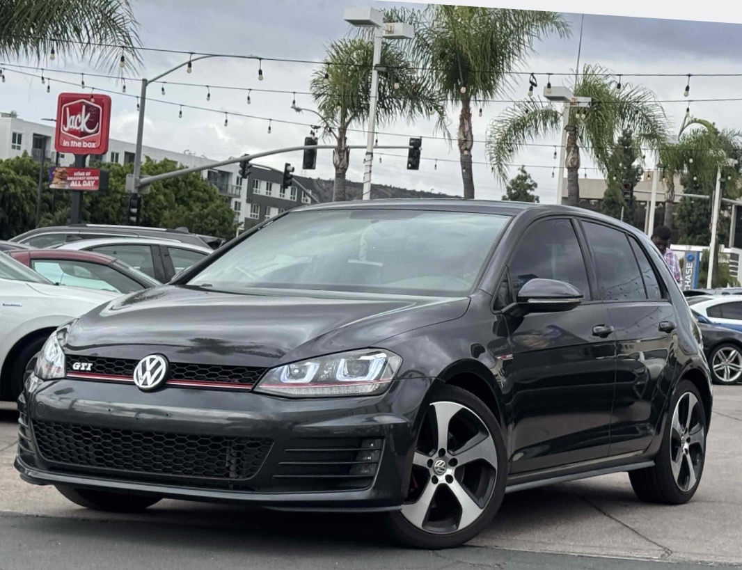 2017 Volkswagen Golf GTI S