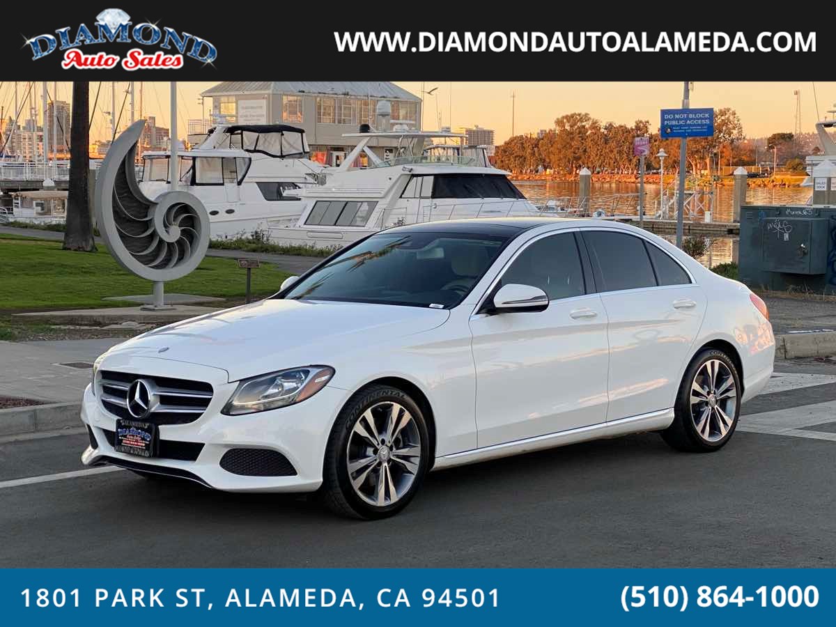 2017 Mercedes-Benz C 300 Sedan with Luxury Pkg