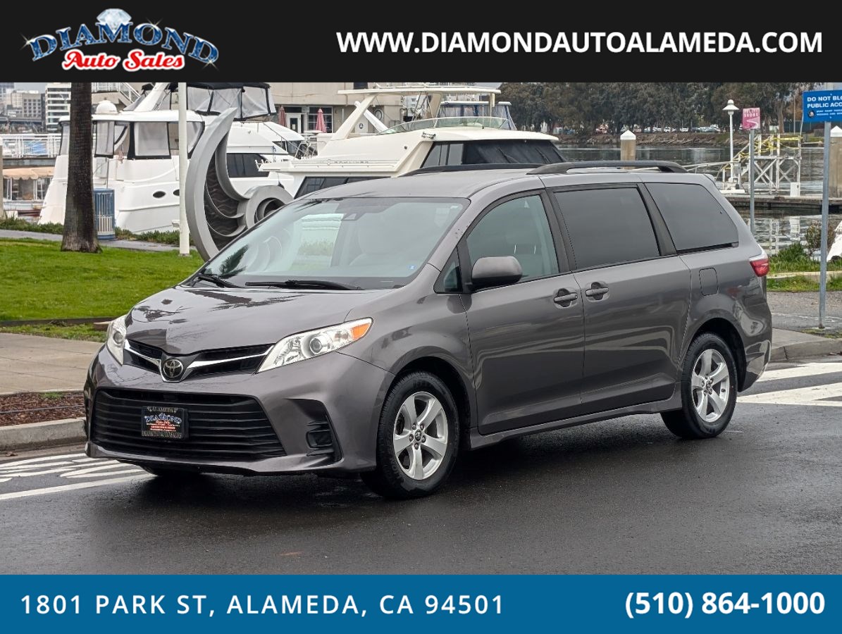 2020 Toyota Sienna LE