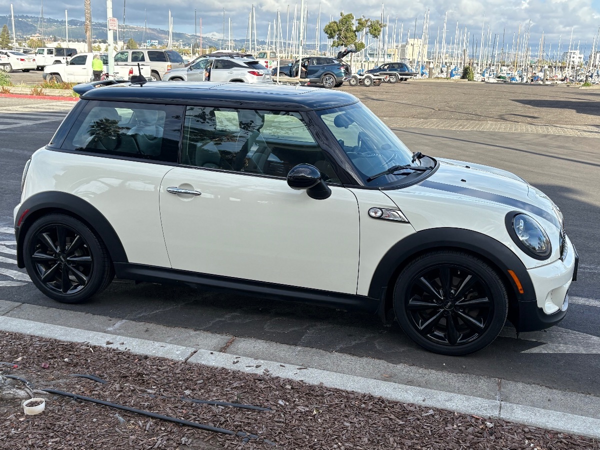 2011 MINI Cooper S