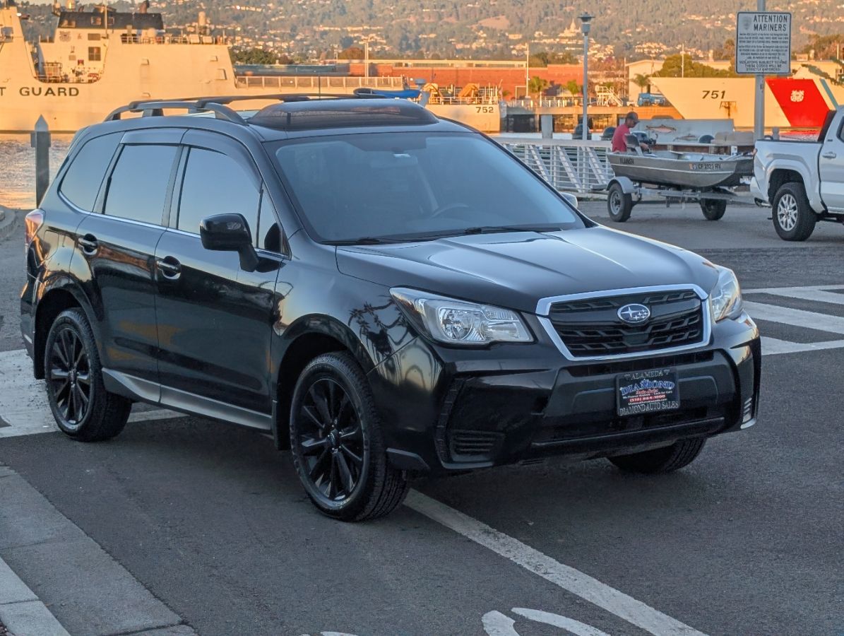 2018 Subaru Forester Premium photo 2