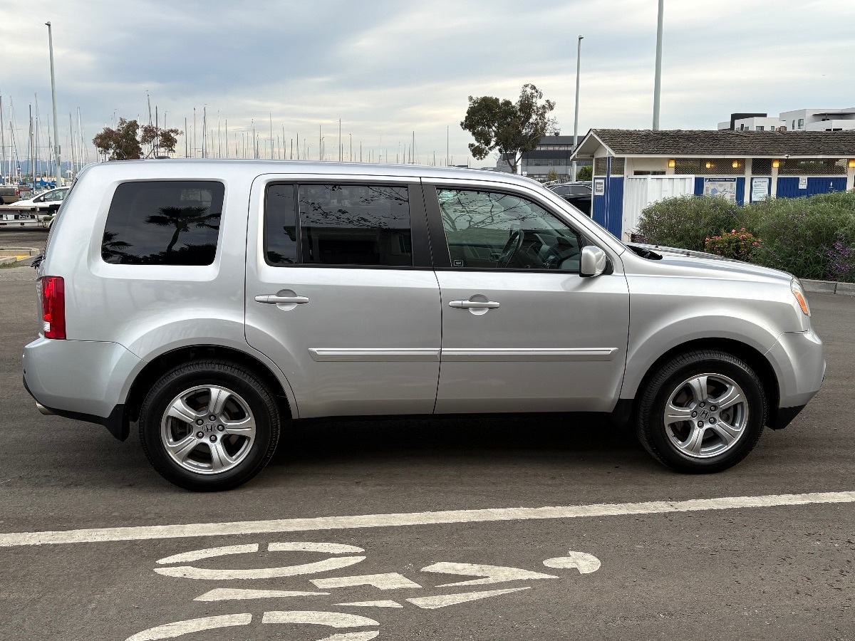 2015 Honda Pilot EX-L photo 4