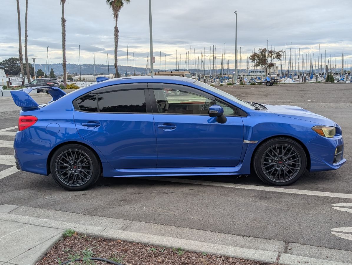 2015 Subaru WRX STI photo 4