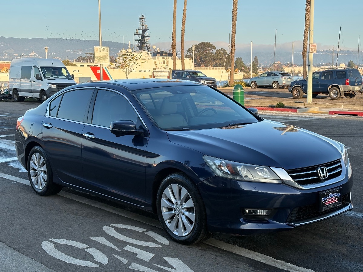 2015 Honda Accord EX-L photo 3