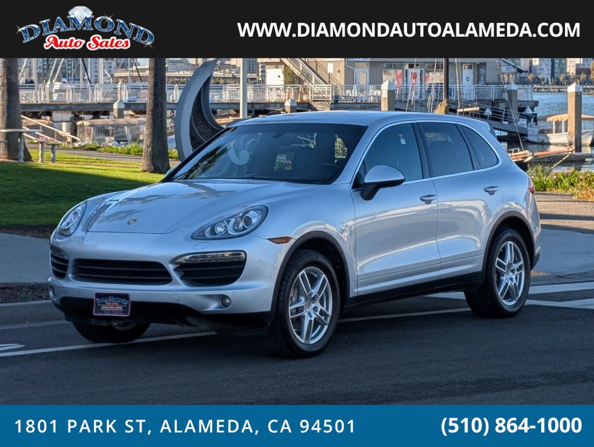2014 Porsche Cayenne S Hybrid's photo