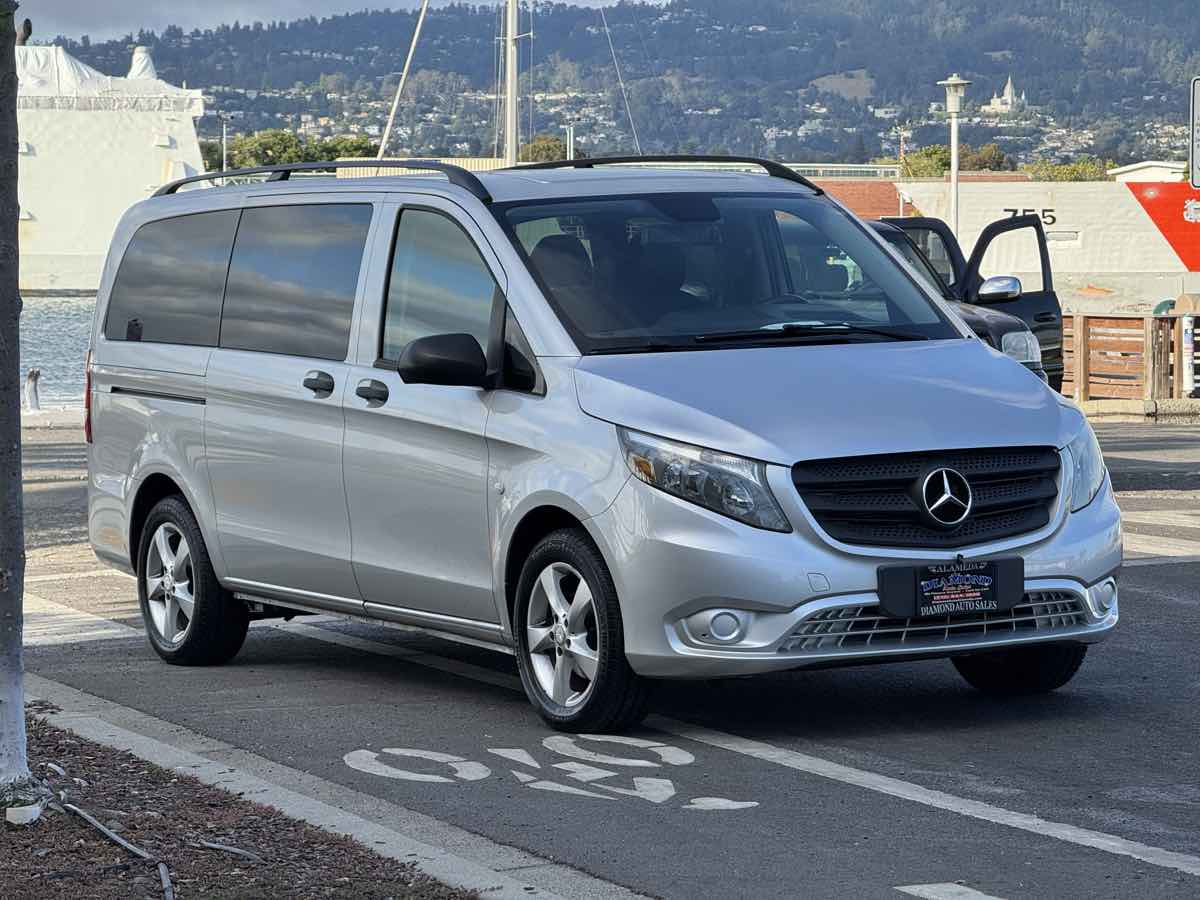2016 Mercedes-Benz Metris Passenger Van Base - Photo 3