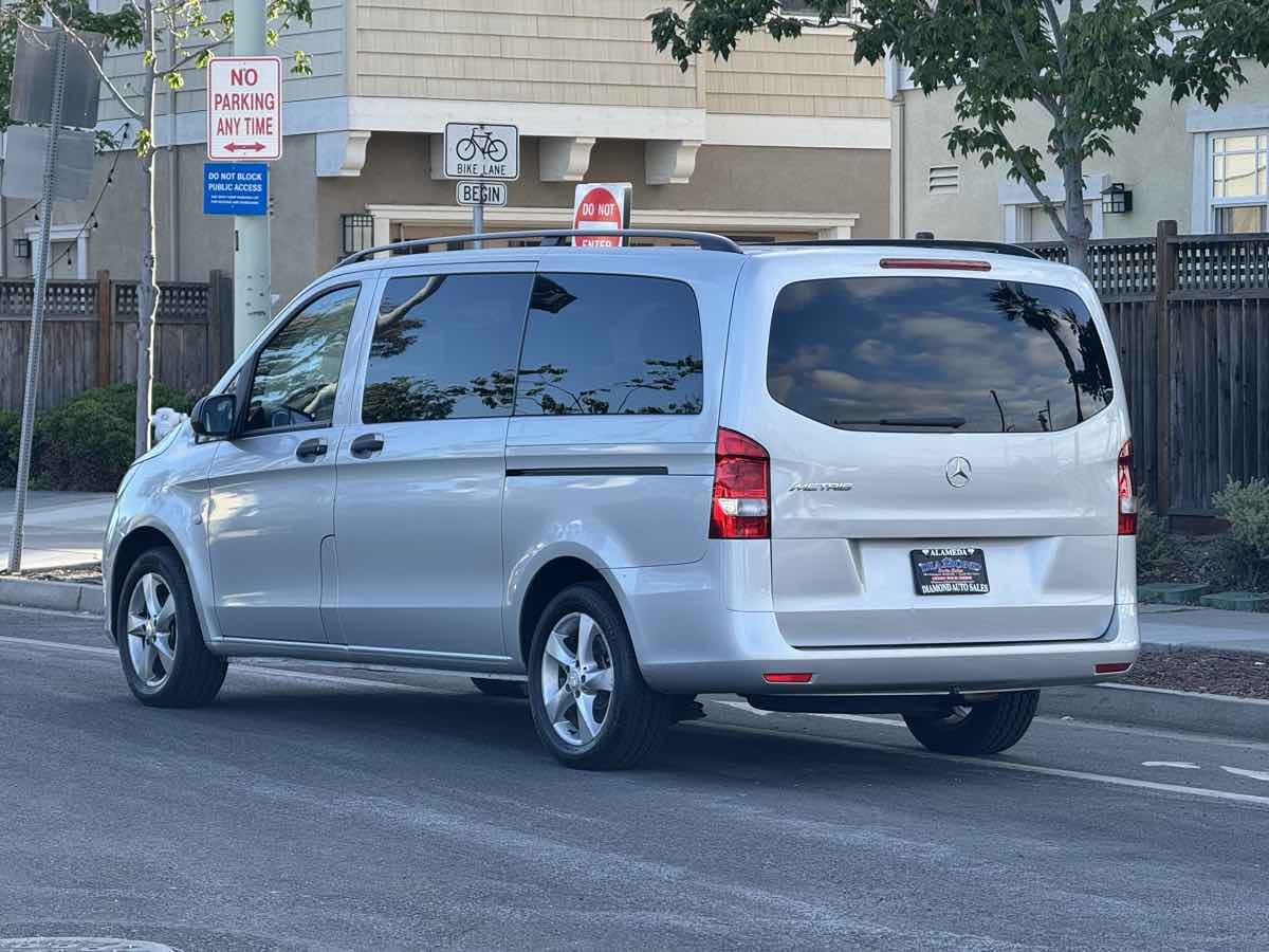 2016 Mercedes-Benz Metris Passenger Van Base - Photo 7