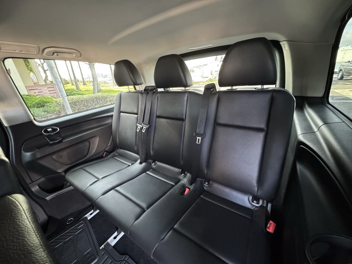 2016 Mercedes-Benz Metris Passenger Van Base - Photo 12