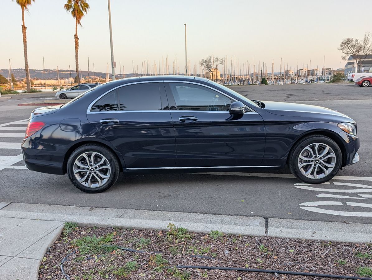 2017 Mercedes-Benz C-Class C300 - Photo 4